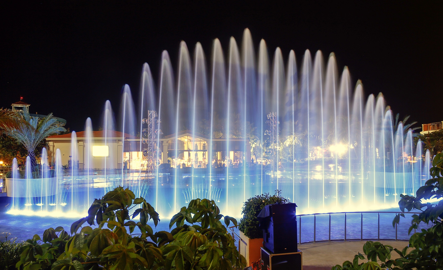 Dai nhac nuoc kieu Las Vegas o Viet Nam hinh anh