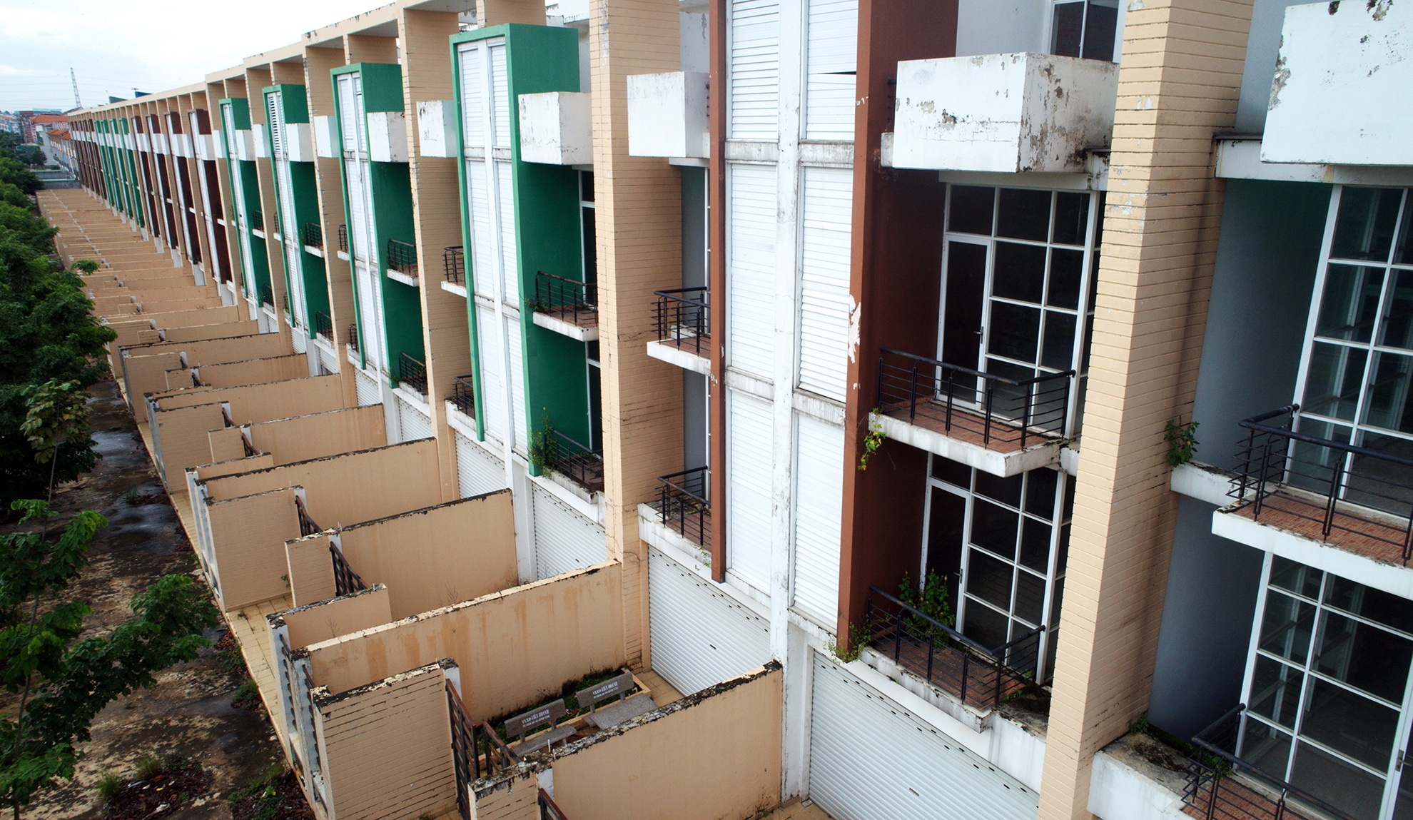 biet thu,  nha pho bo hoang o Binh Duong anh 20