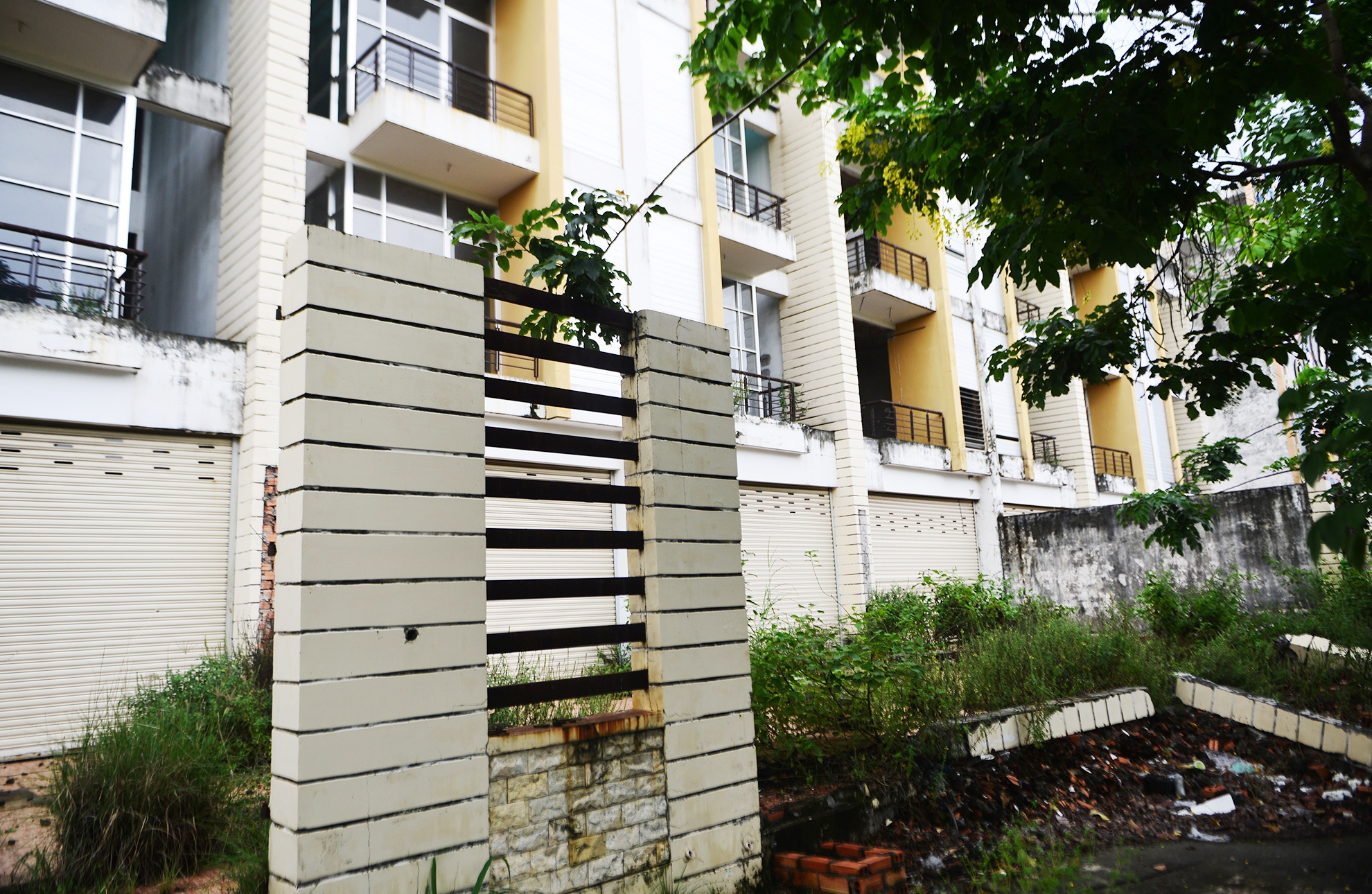 biet thu,  nha pho bo hoang o Binh Duong anh 22