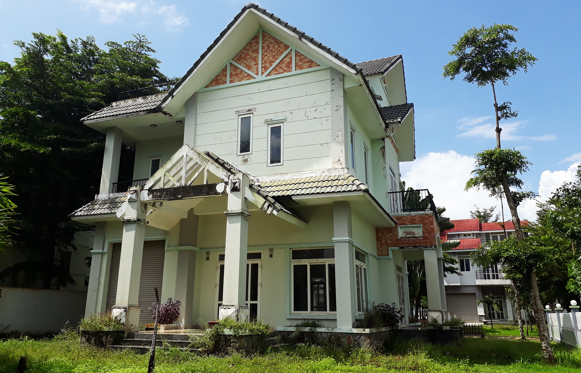 biet thu,  nha pho bo hoang o Binh Duong anh 6