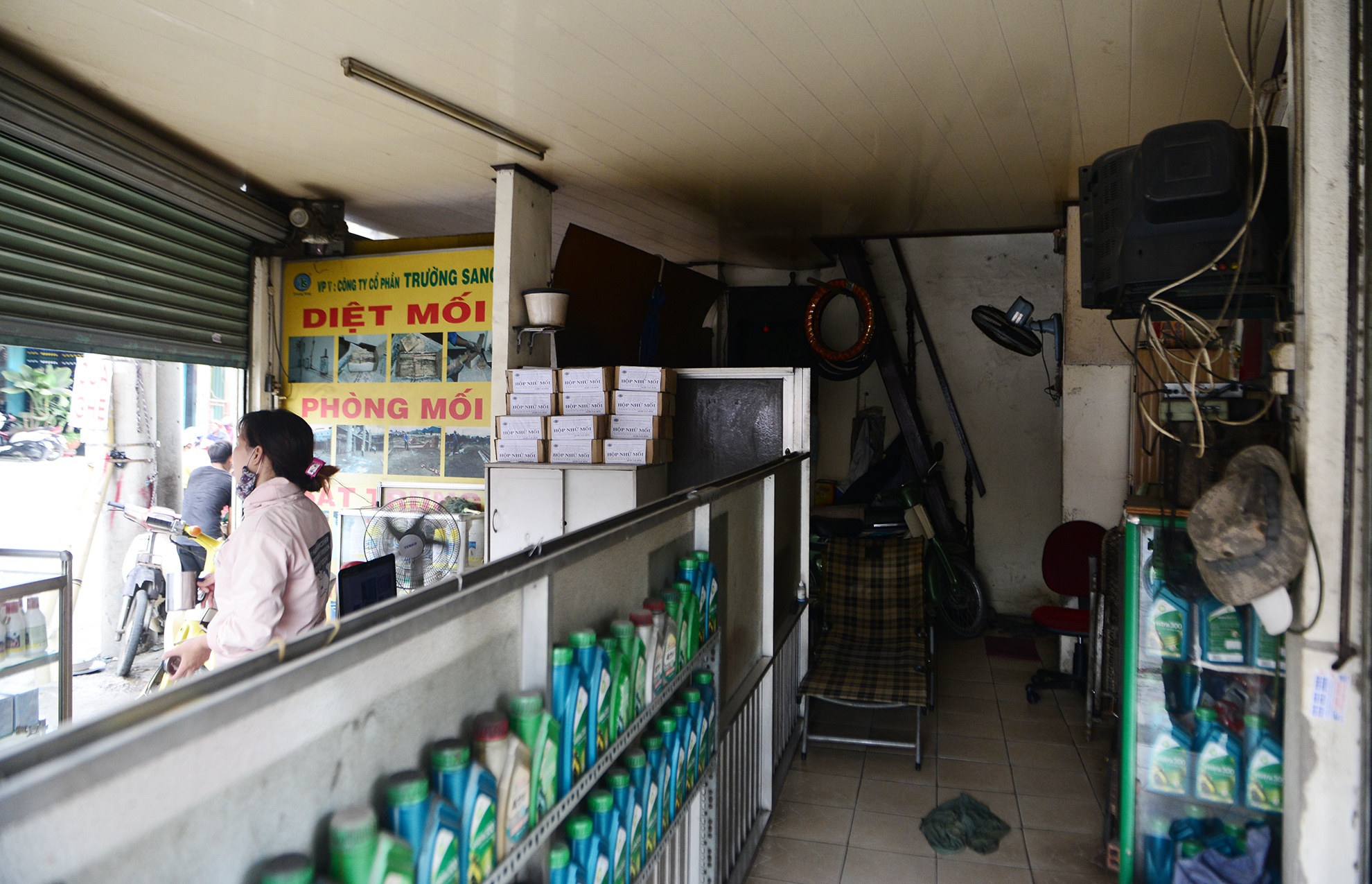 Can nha 4 mat tien giua nga tu o Sai Gon anh 6