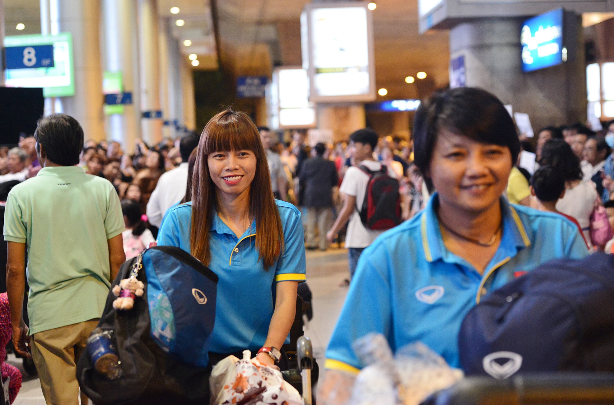 doi tuyen nu Viet Nam duoc chao don nong nhiet anh 5