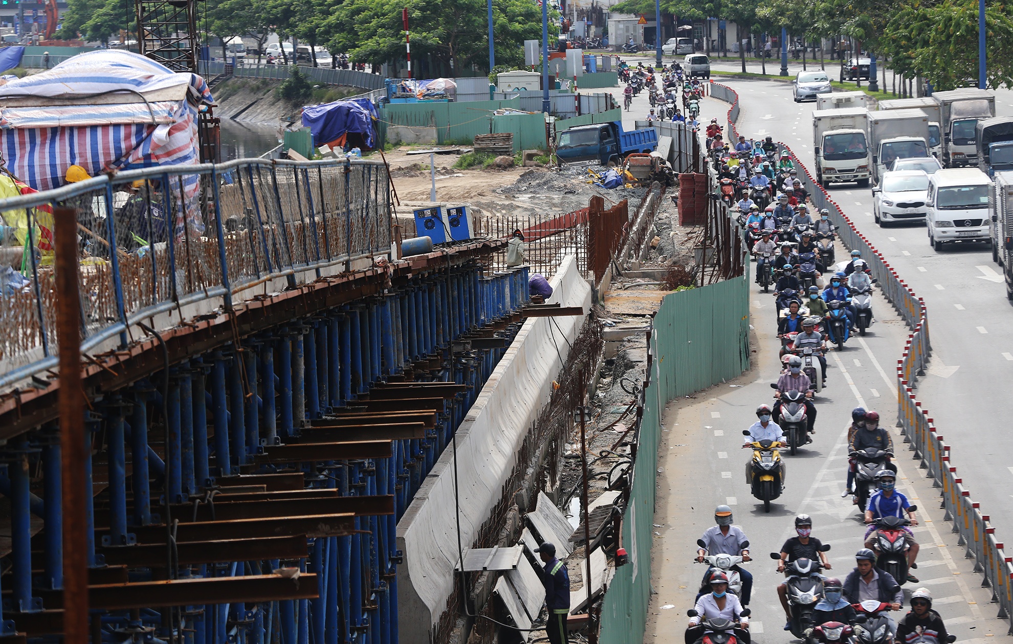 Nhanh cau giai quyet 1/37 diem un tac o Sai Gon anh 9