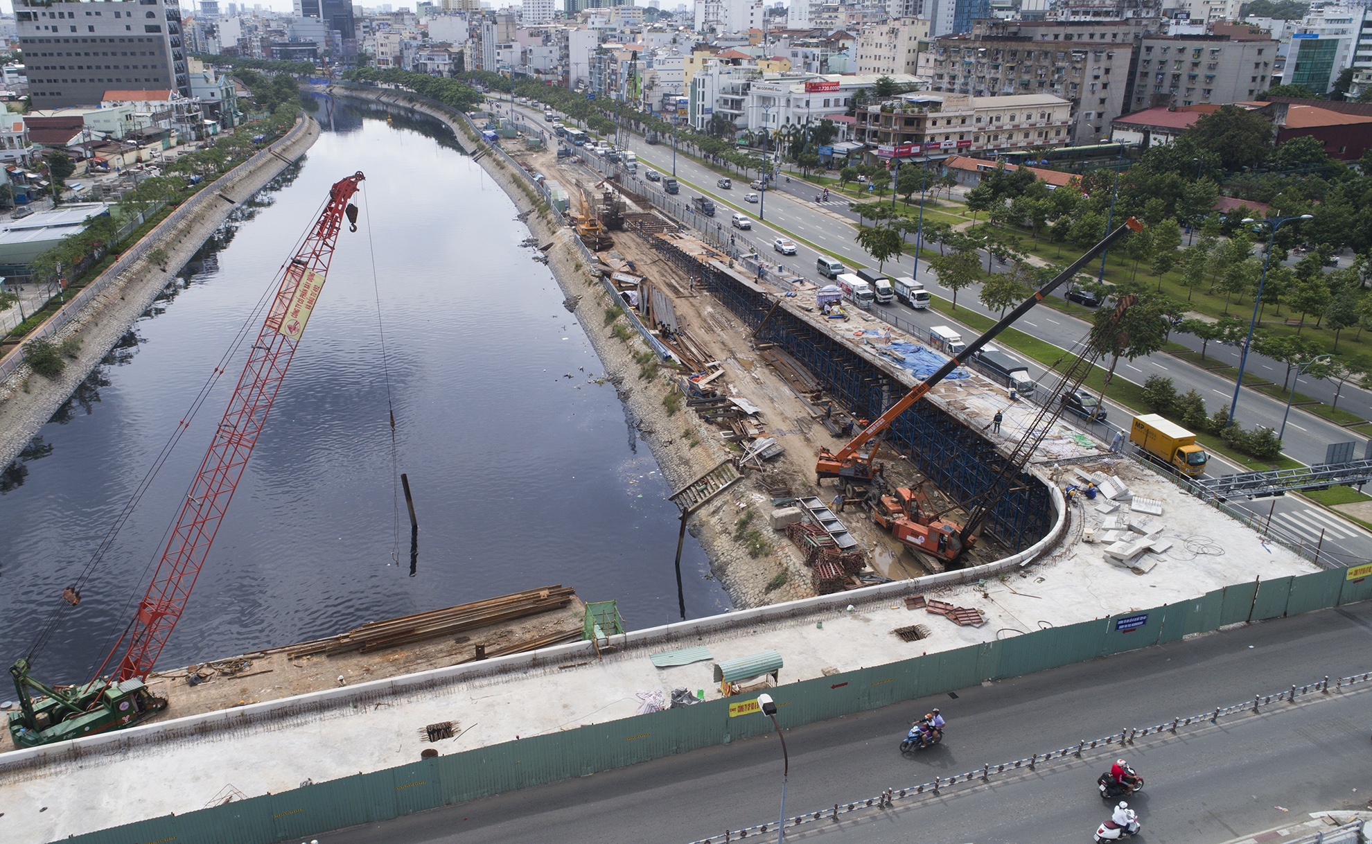 Nhanh cau giai quyet 1/37 diem un tac o Sai Gon anh 8