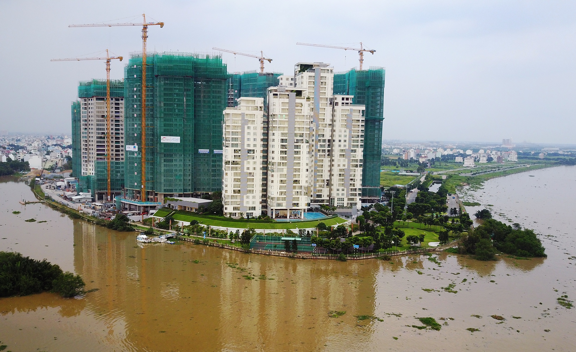 Dao Kim Cuong, noi dau tu 6 block chung cu cao cap o Sai Gon hinh anh