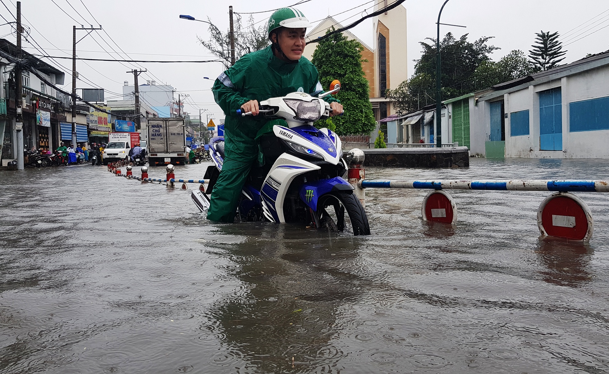 bi bom qua ron ngap o Sai Gon anh 1