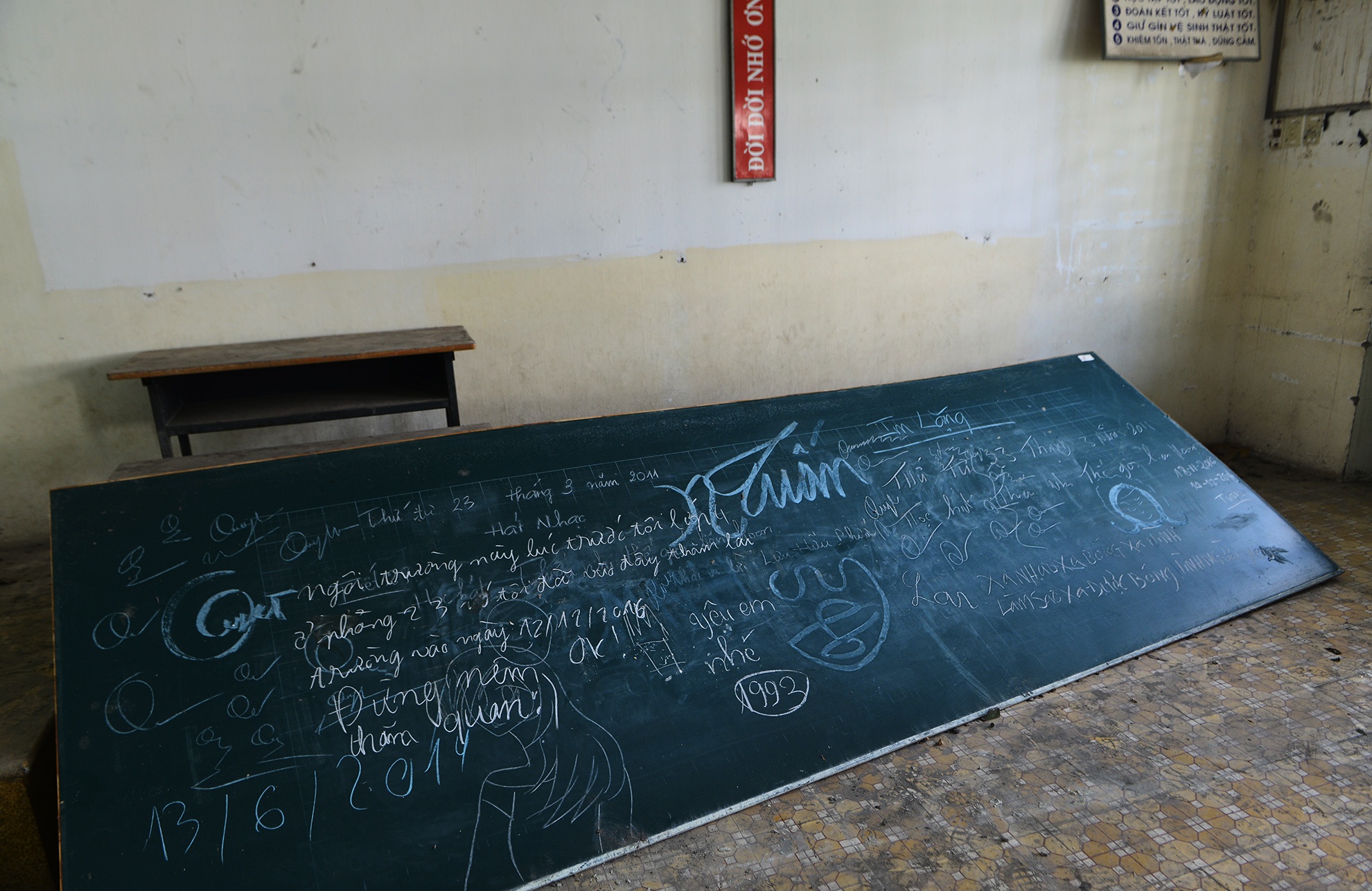 canh u am trong ngoi truong bo hoang o Sai Gon anh 14