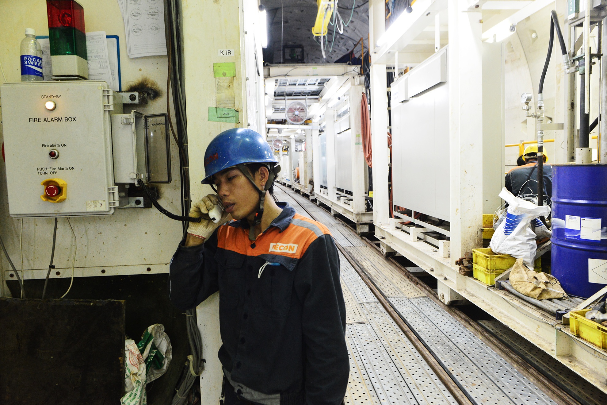 Ben trong duong ham metro o Sai Gon anh 15