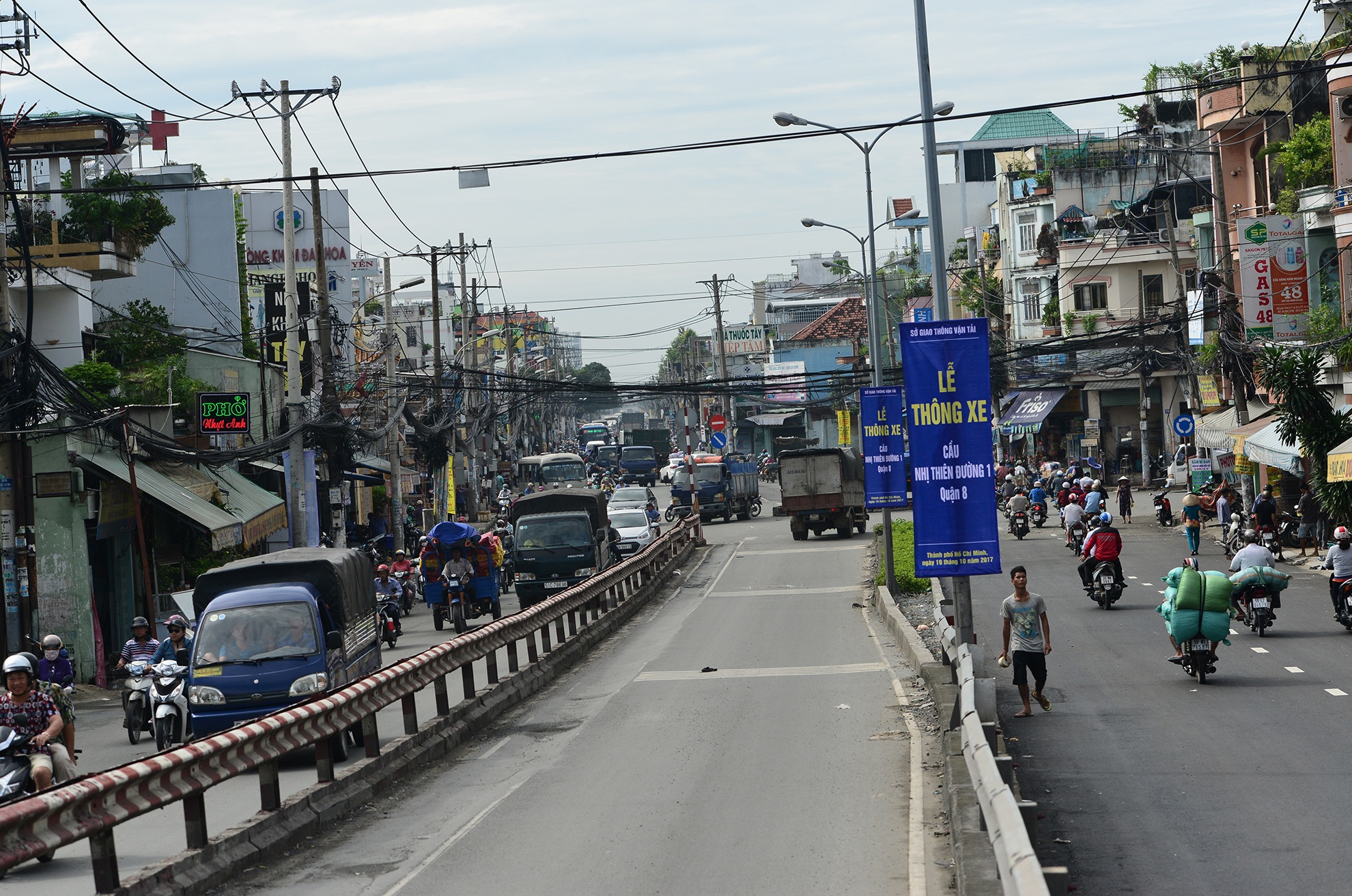 thong xe cau Nhi Thien Duong 1 o Sai Gon anh 14