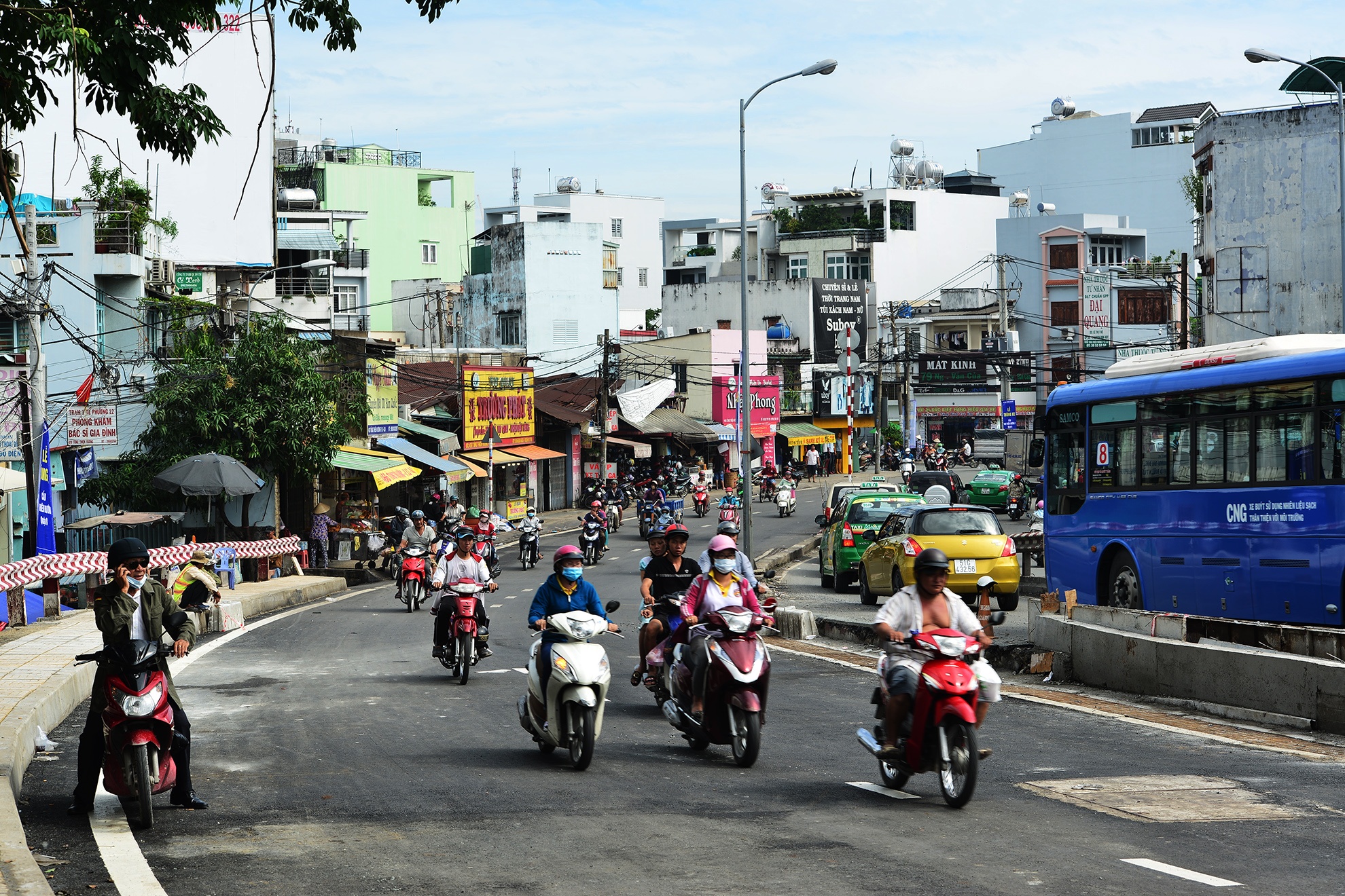 thong xe cau Nhi Thien Duong 1 o Sai Gon anh 16