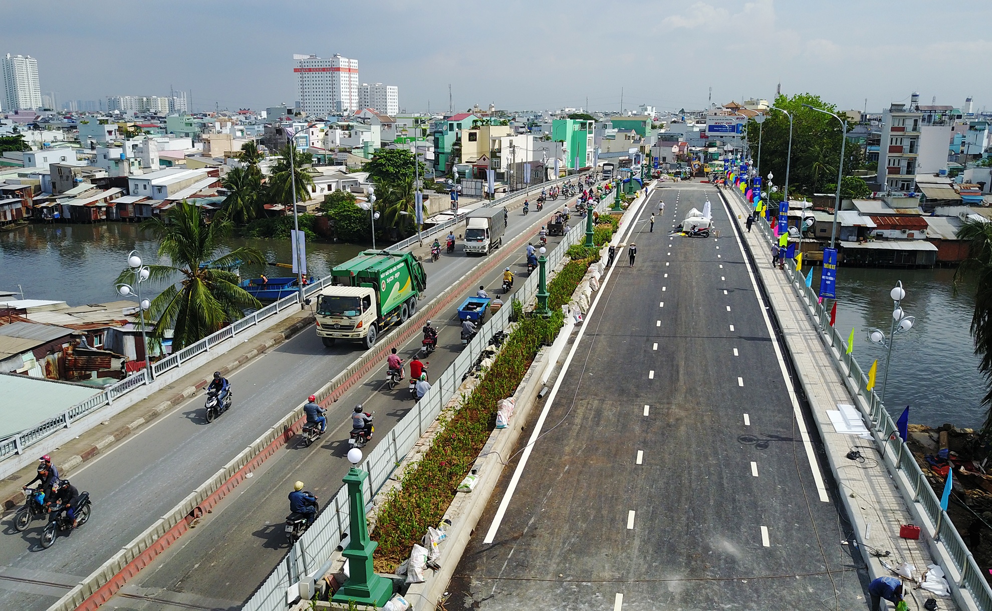 thong xe cau Nhi Thien Duong 1 o Sai Gon anh 3