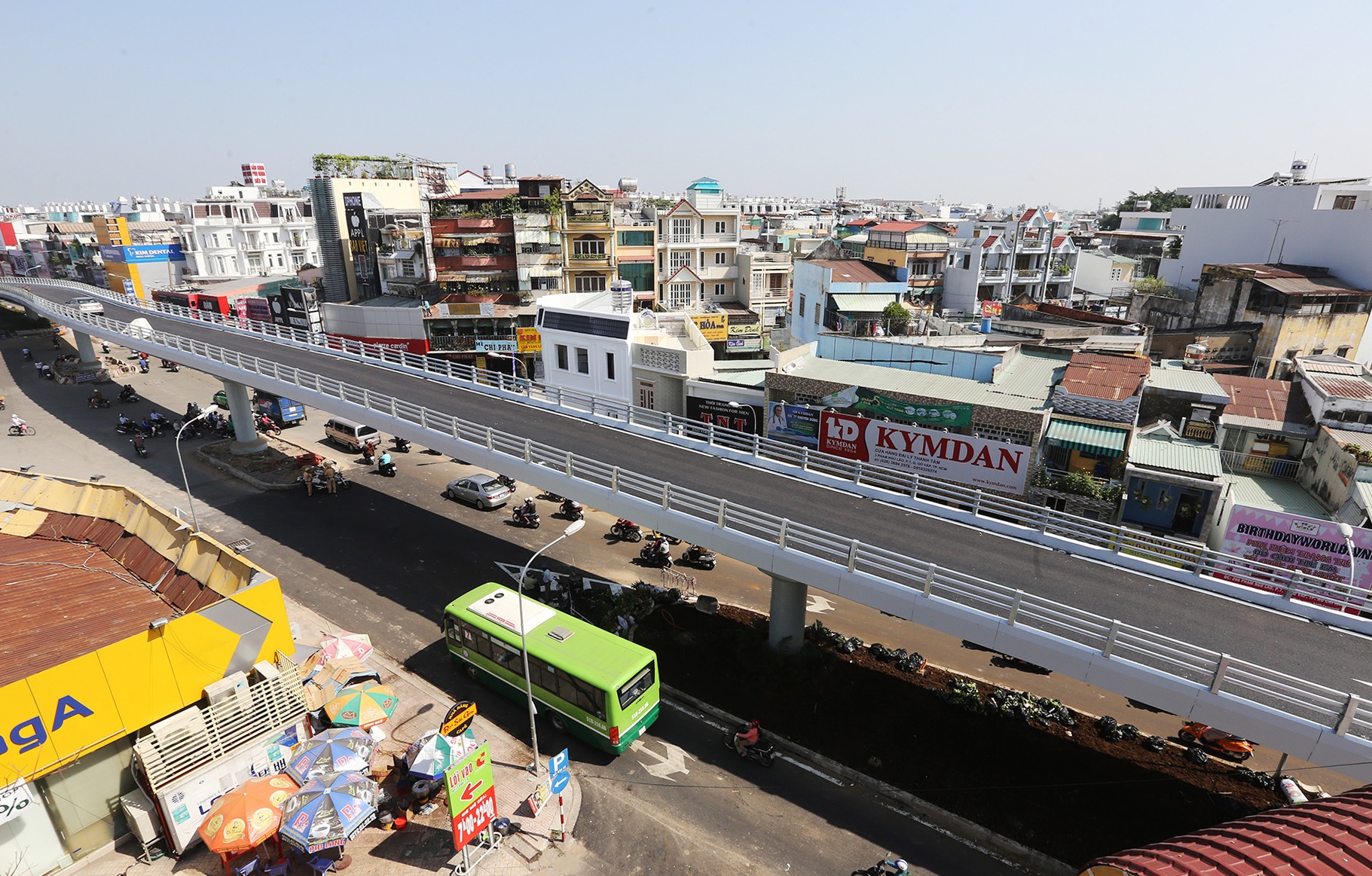 thong xe nhanh con lai cau vuot nga 6 Go Vap anh 1