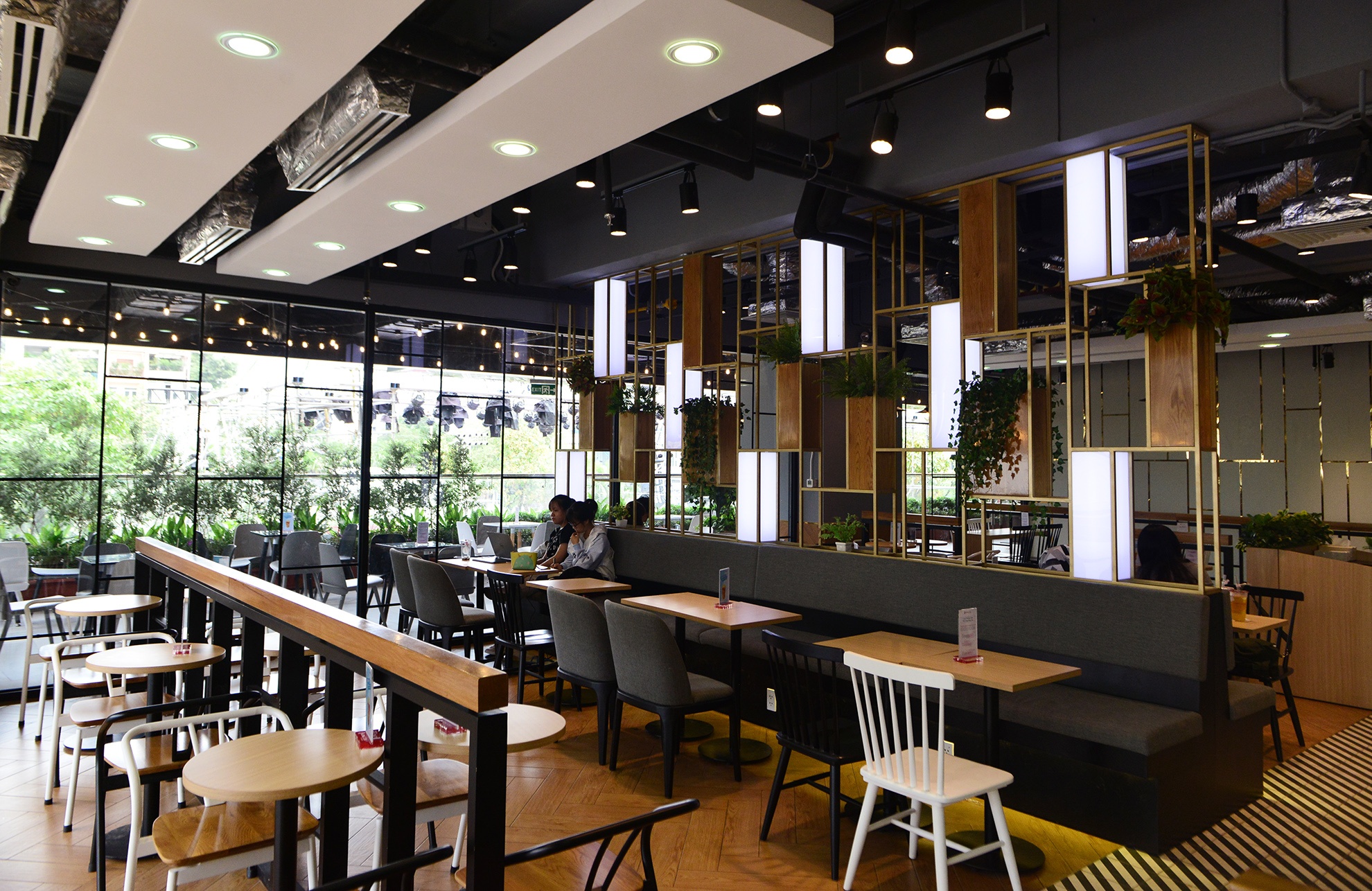 Thuan Kieu Plaza lot xac ngoan muc anh 10