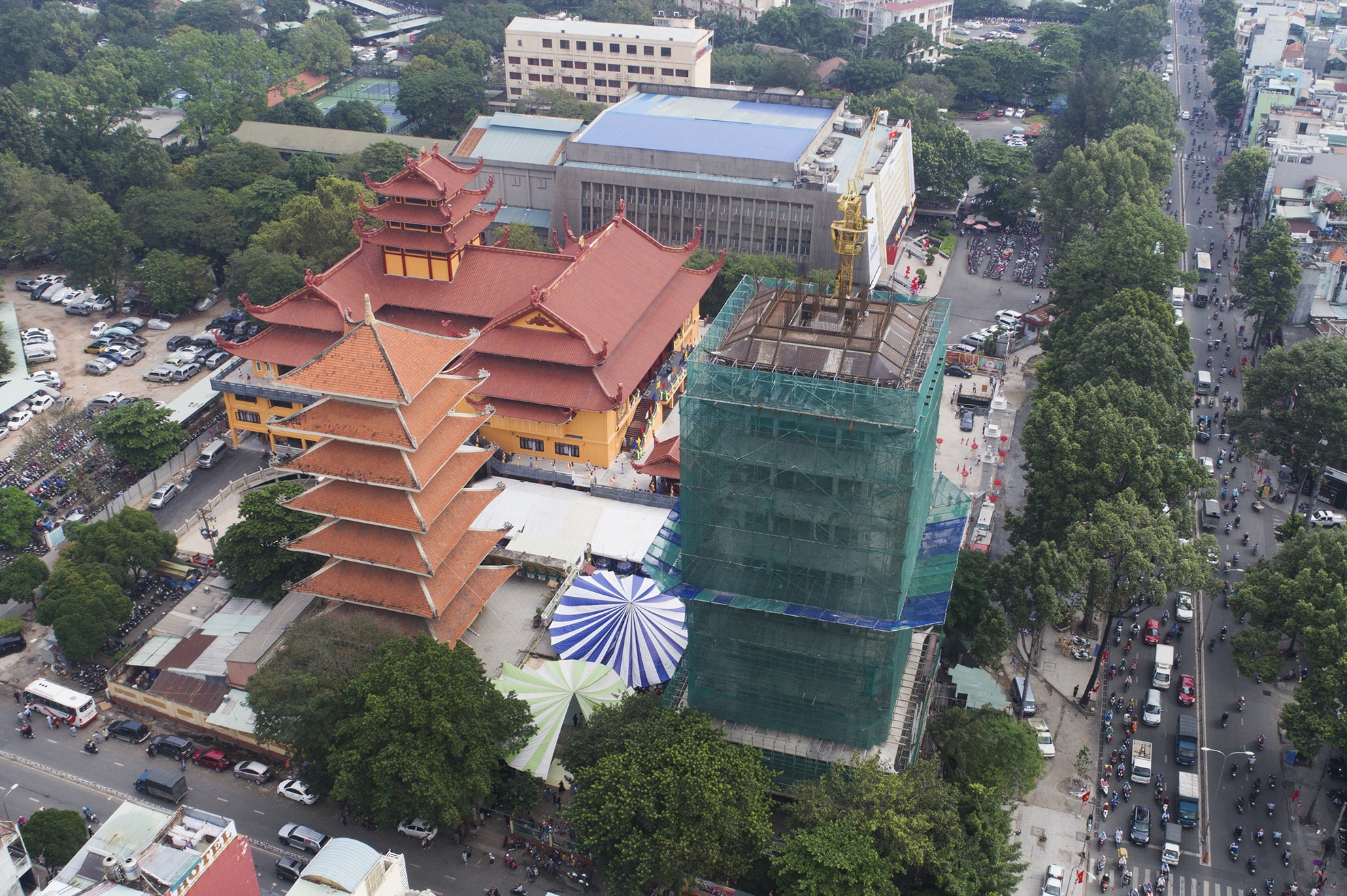 khanh thanh Viet Nam Quoc tu anh 3