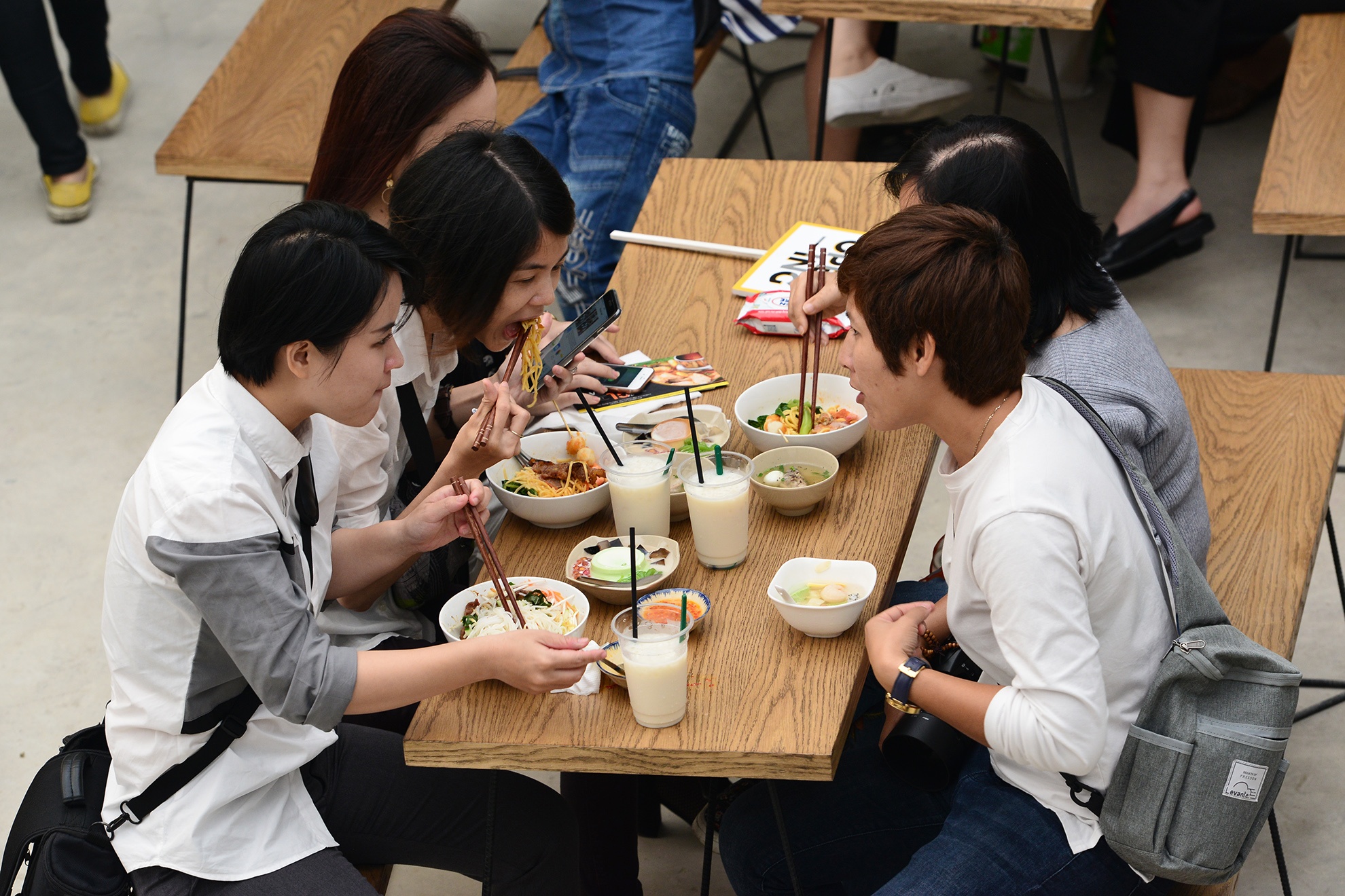 Khu mua sam,  am thuc 15 ty dong cua dien vien Midu anh 9