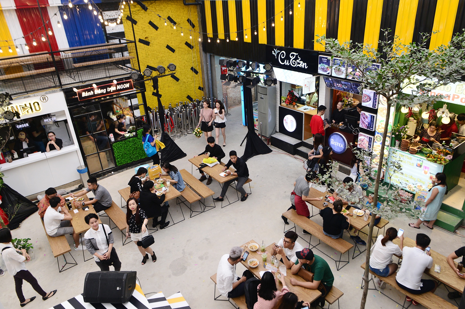 Khu mua sam,  am thuc 15 ty dong cua dien vien Midu anh 2