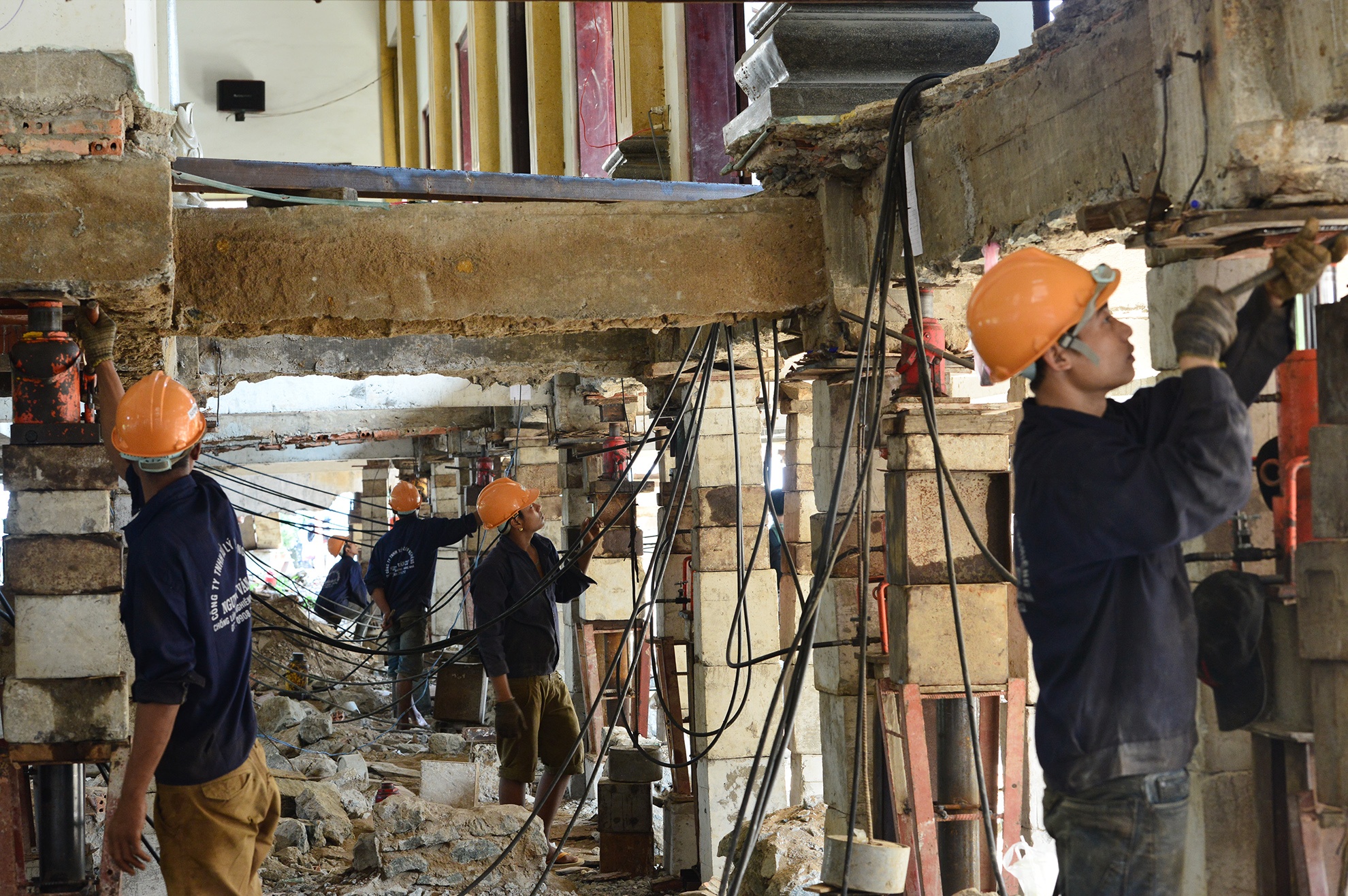 "Than den" nang giang duong chua nang 2.000 tan o anh 10