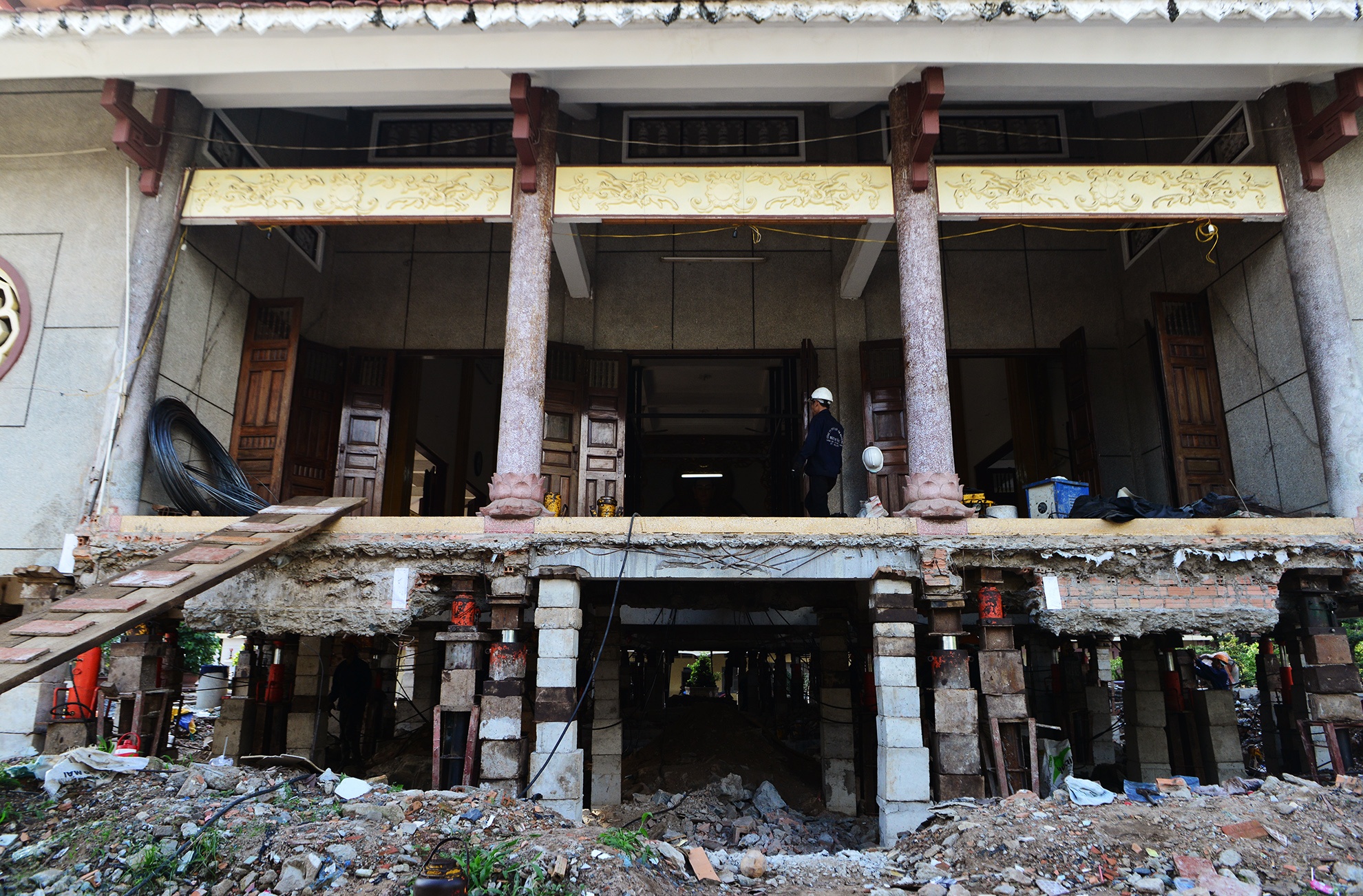 "Than den" nang giang duong chua nang 2.000 tan o anh 18