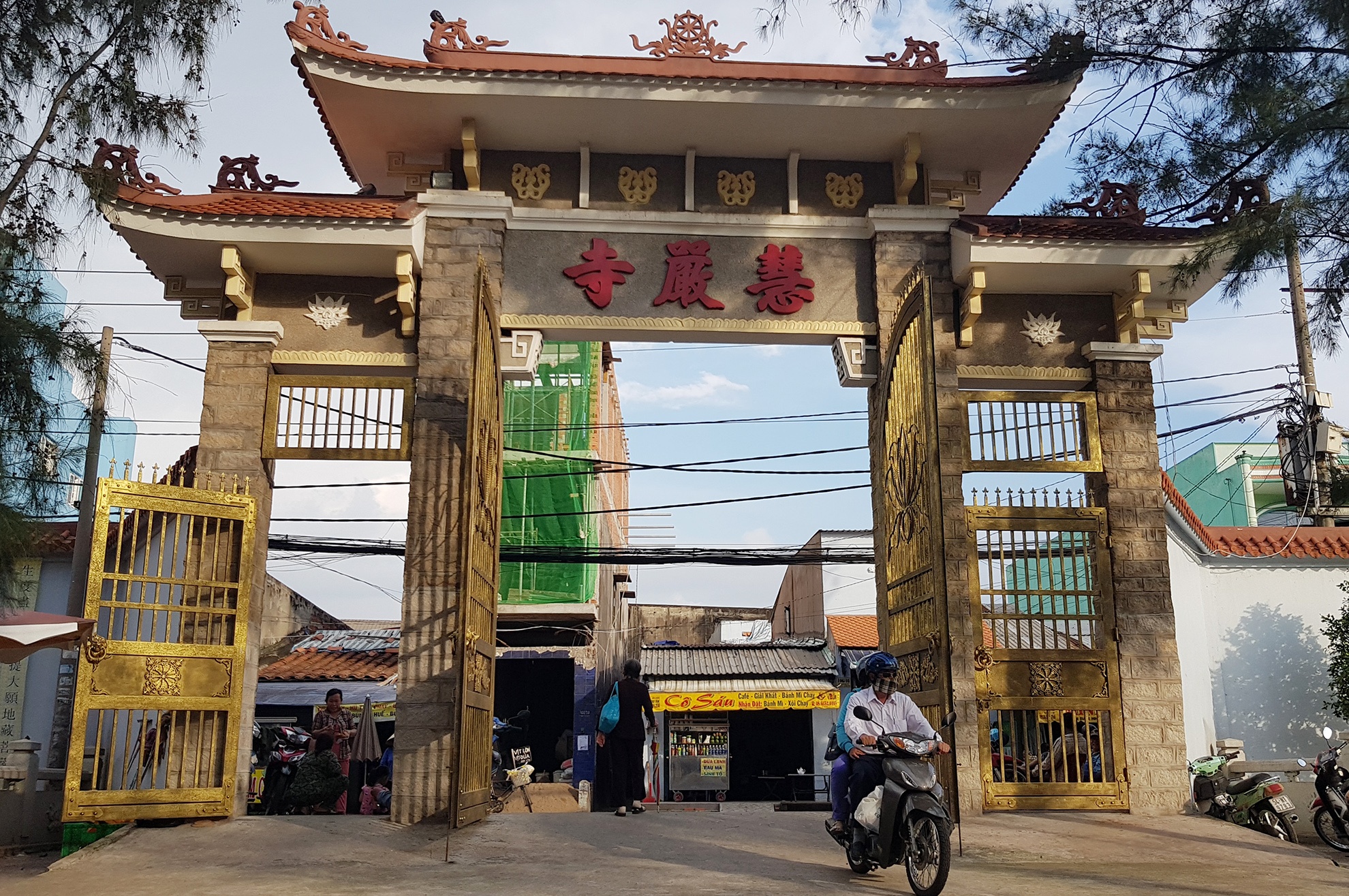 "Than den" nang giang duong chua nang 2.000 tan o anh 20