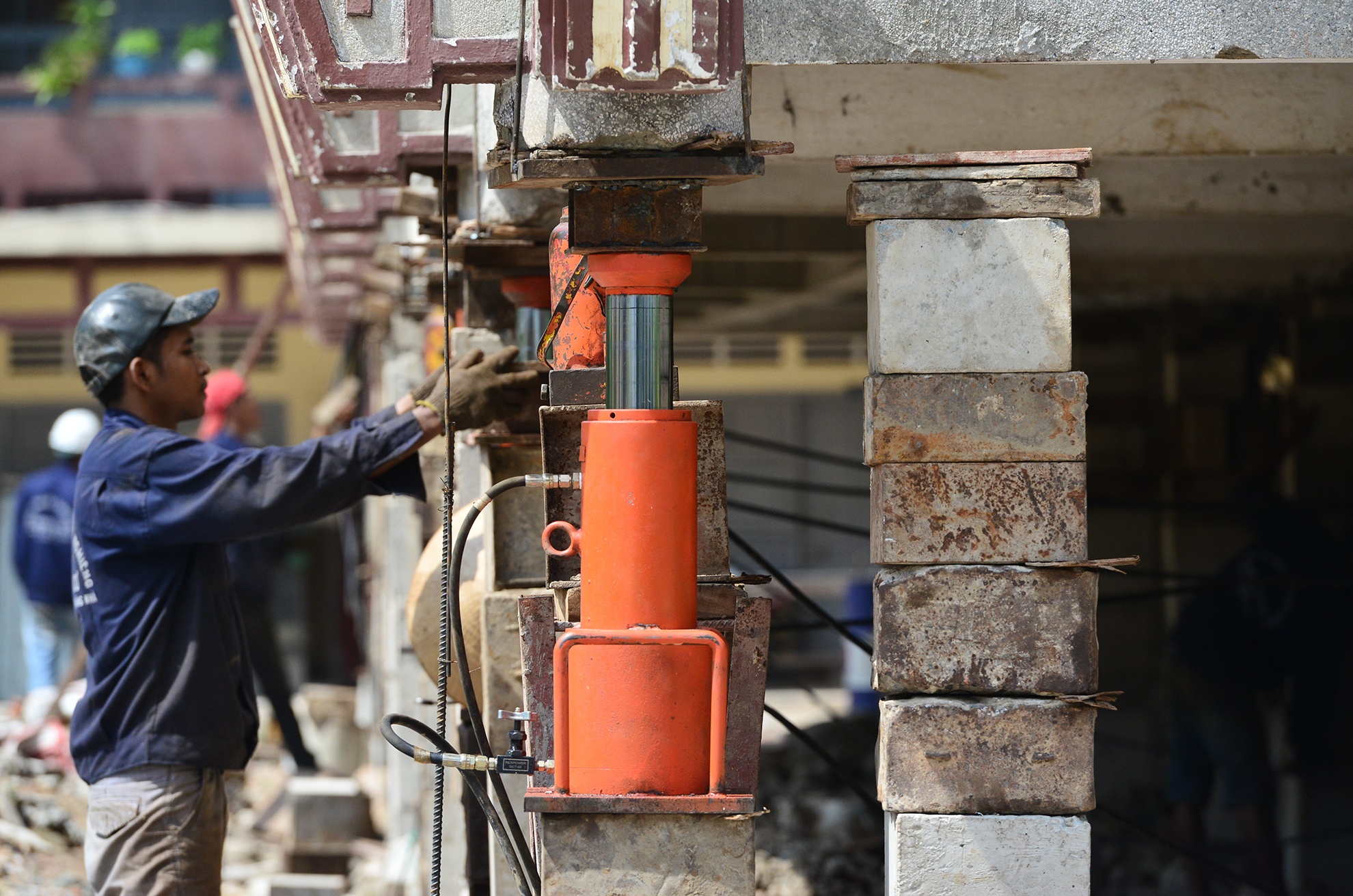 "Than den" nang giang duong chua nang 2.000 tan o anh 2