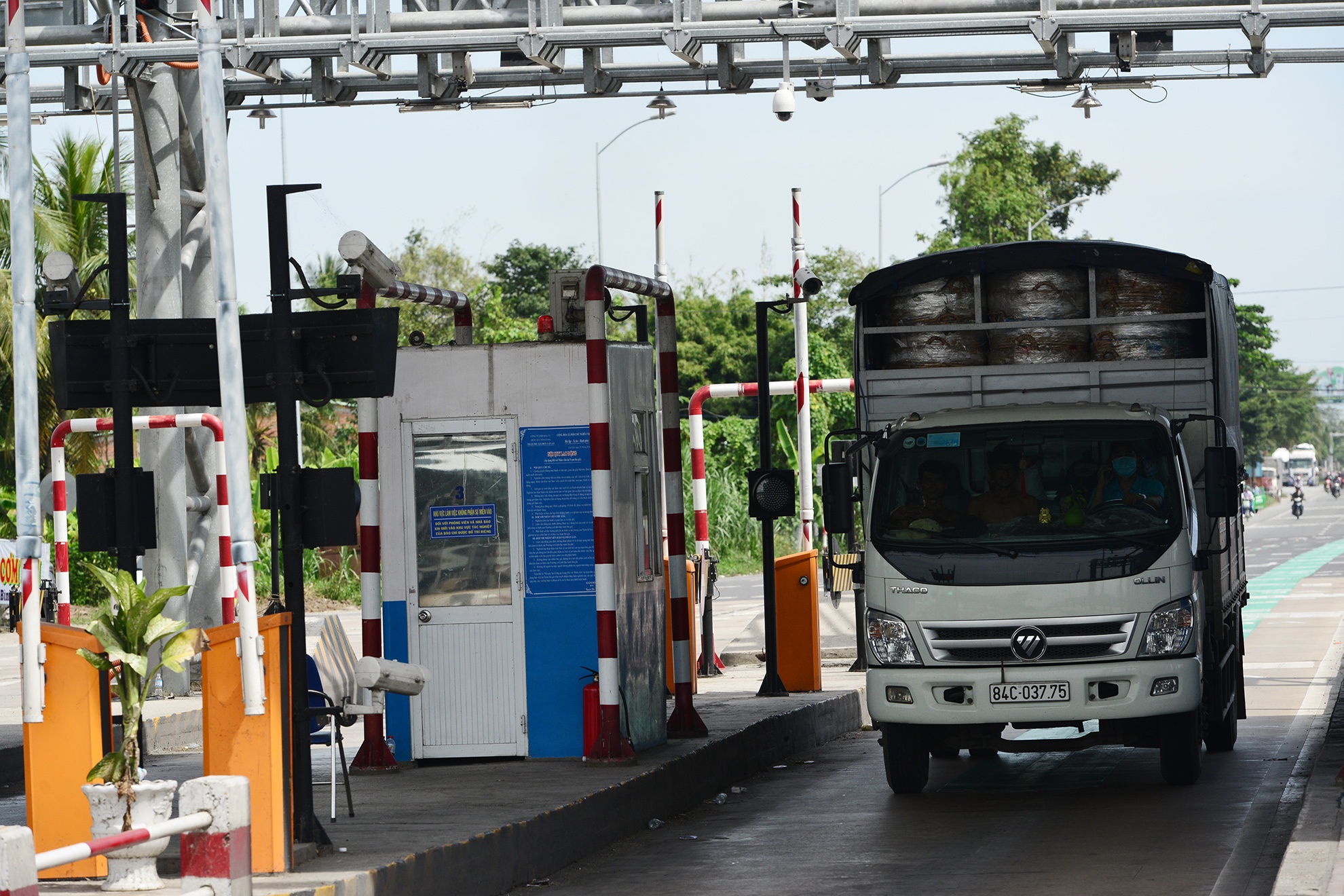 BOT Cai Lay vang lang ngay xa tram anh 4