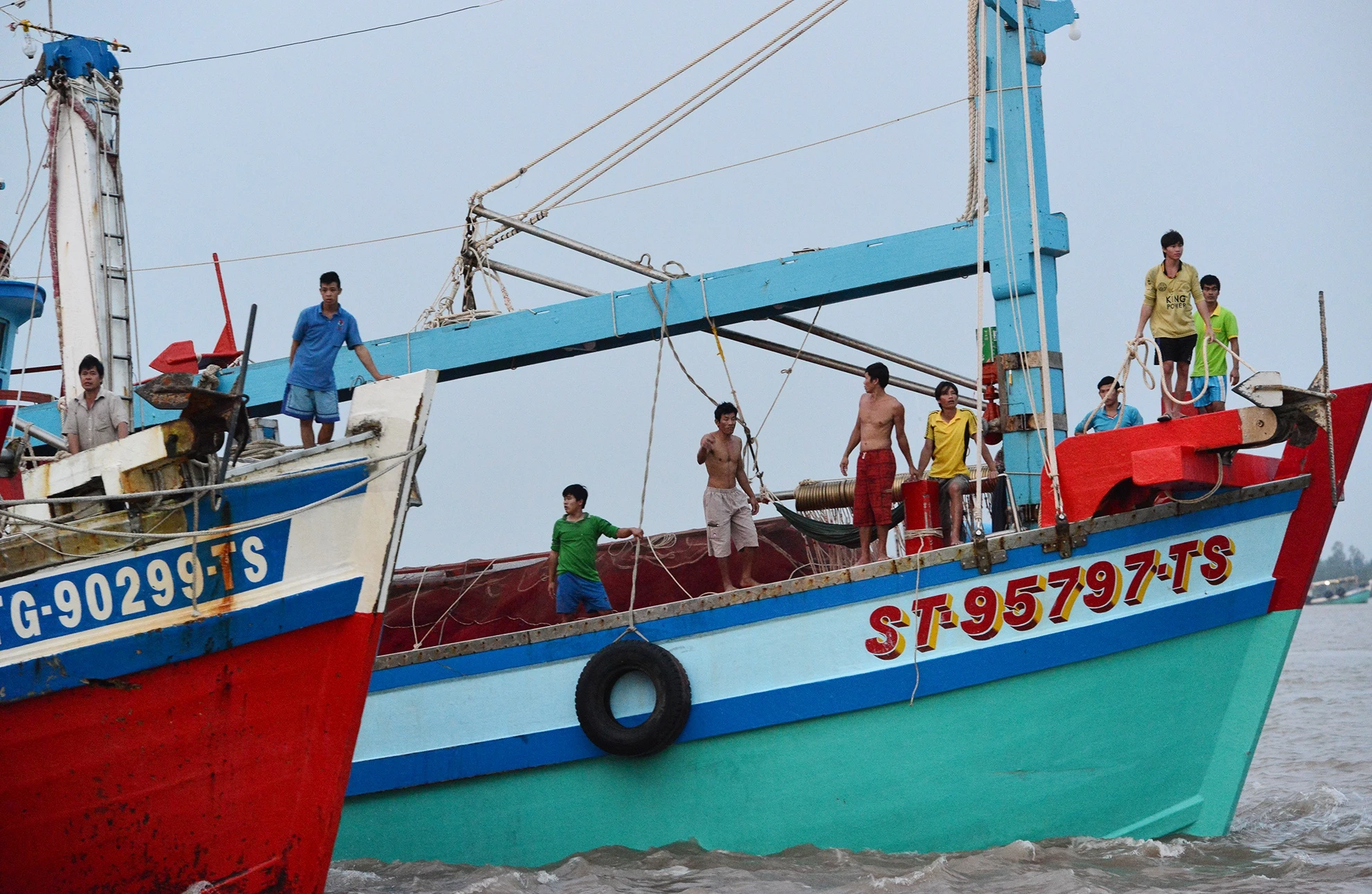 bao Tembin do bo vao mien Tay anh 2