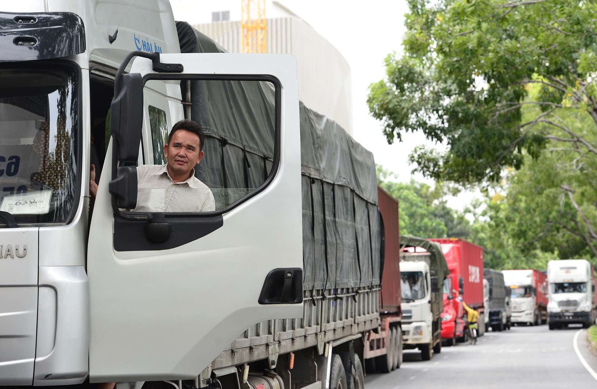 Toa canh giao thong vao cang Cat Lai anh 3