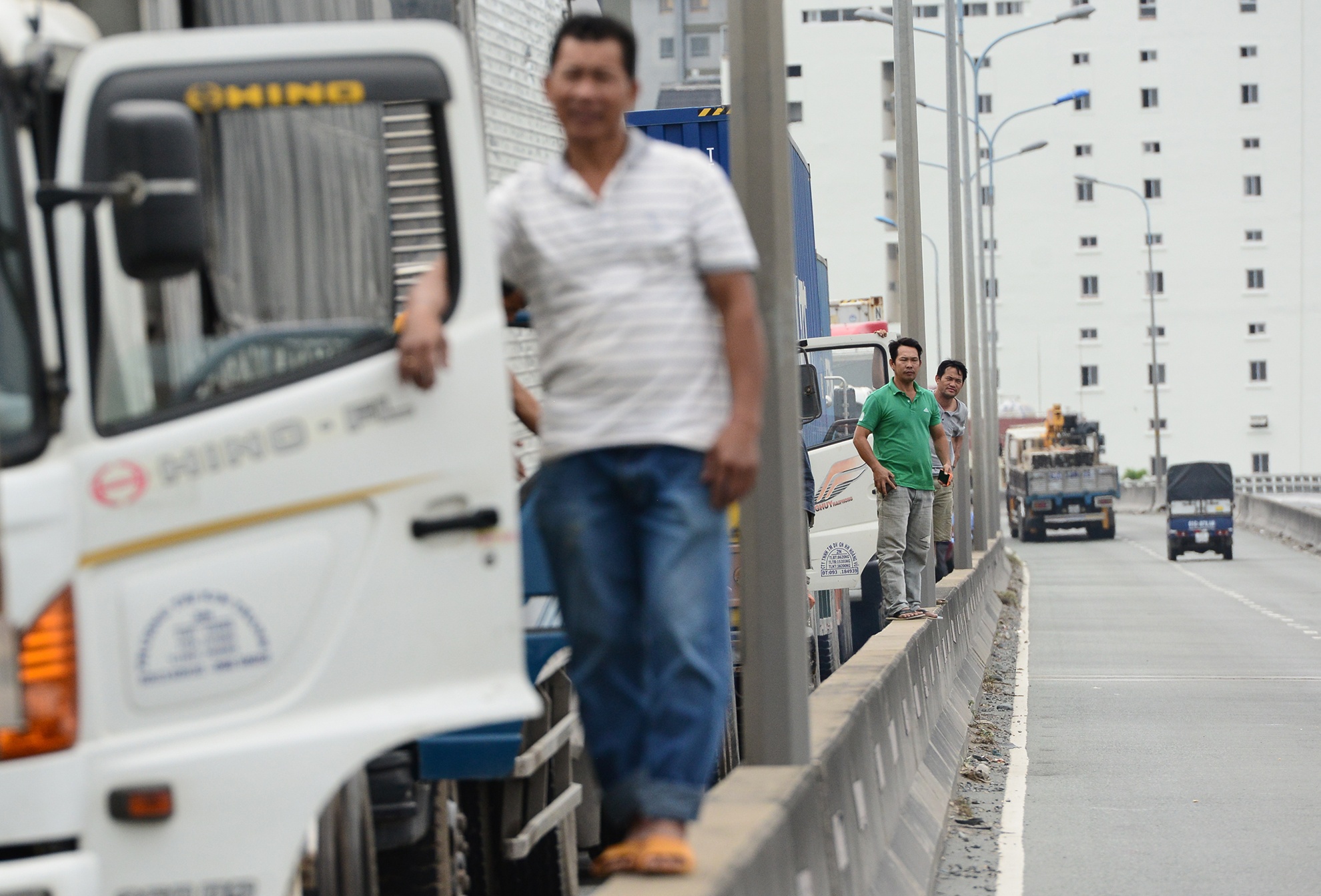 Toa canh giao thong vao cang Cat Lai anh 38