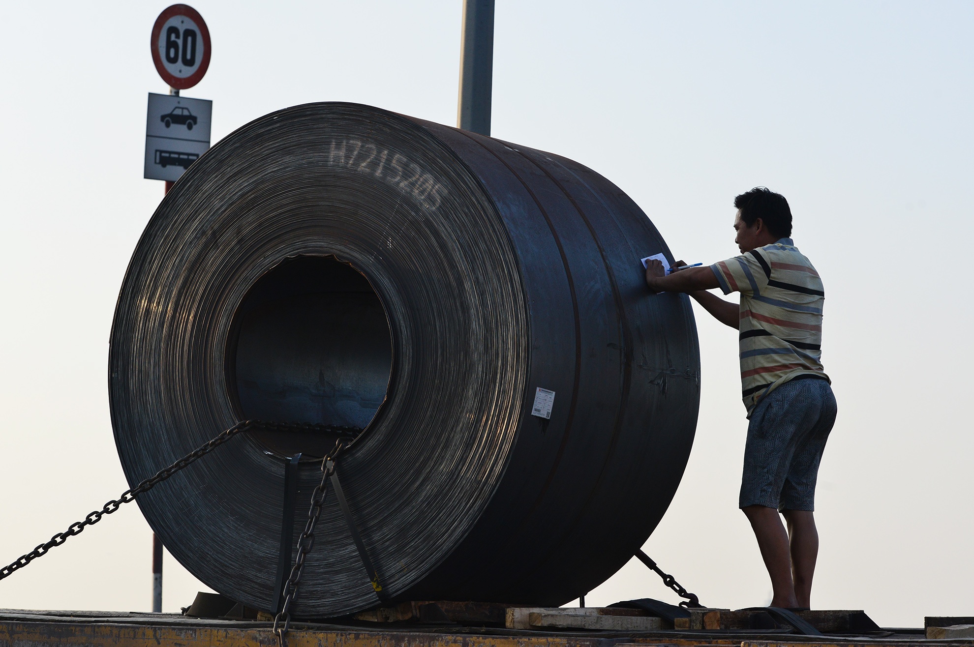 Toa canh giao thong vao cang Cat Lai anh 39