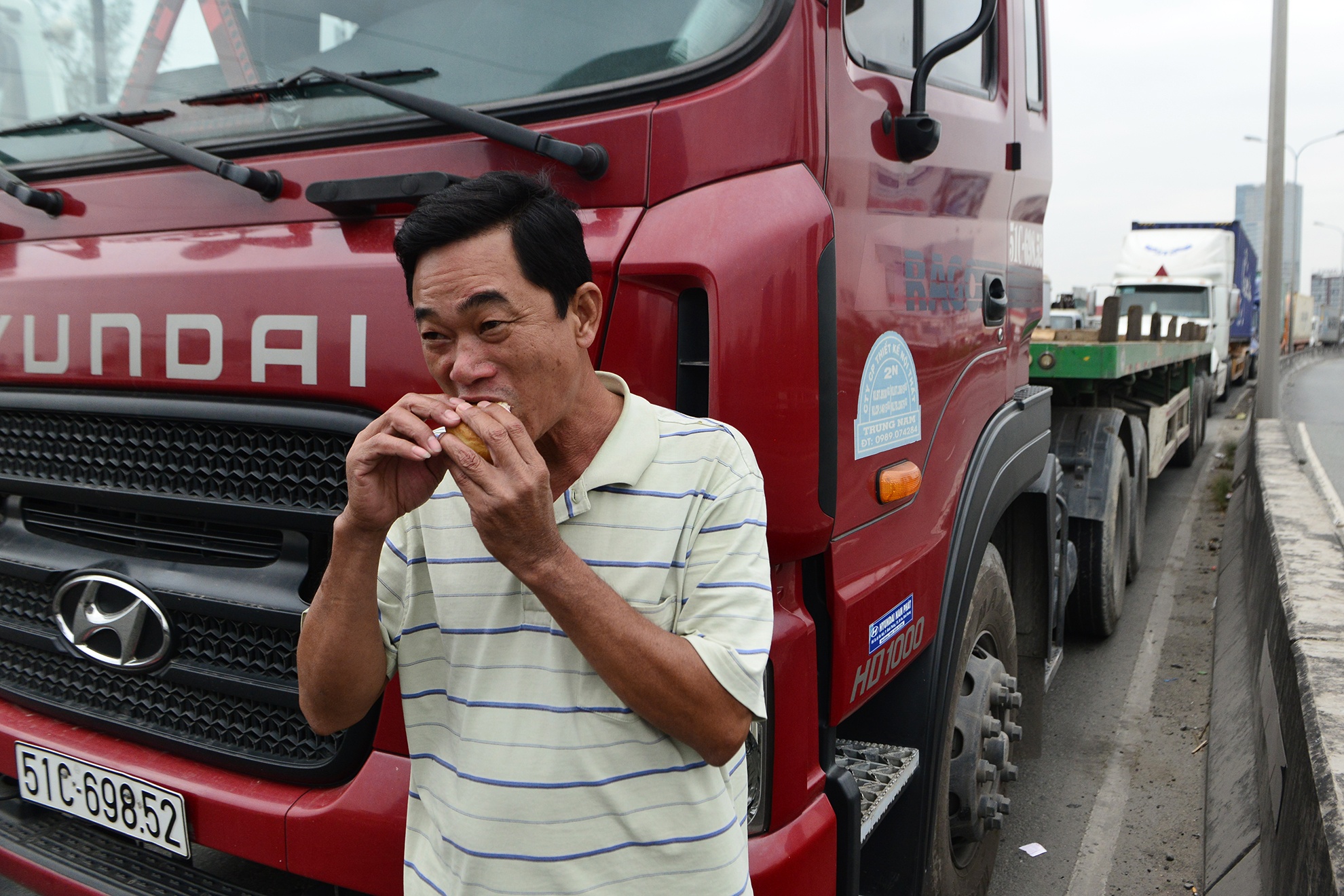 Toa canh giao thong vao cang Cat Lai anh 47