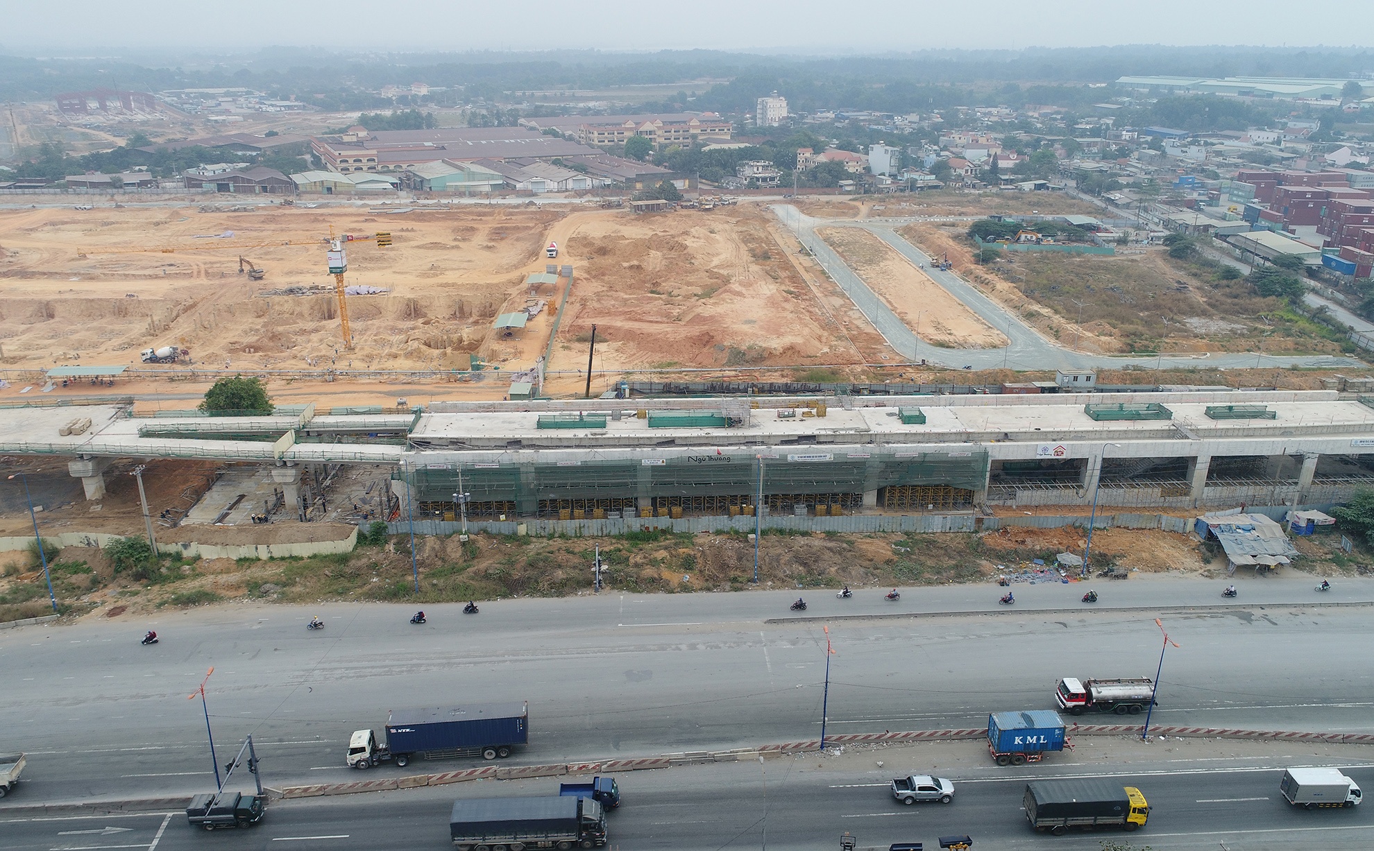 Ben xe Mien Dong cham tien do anh 10