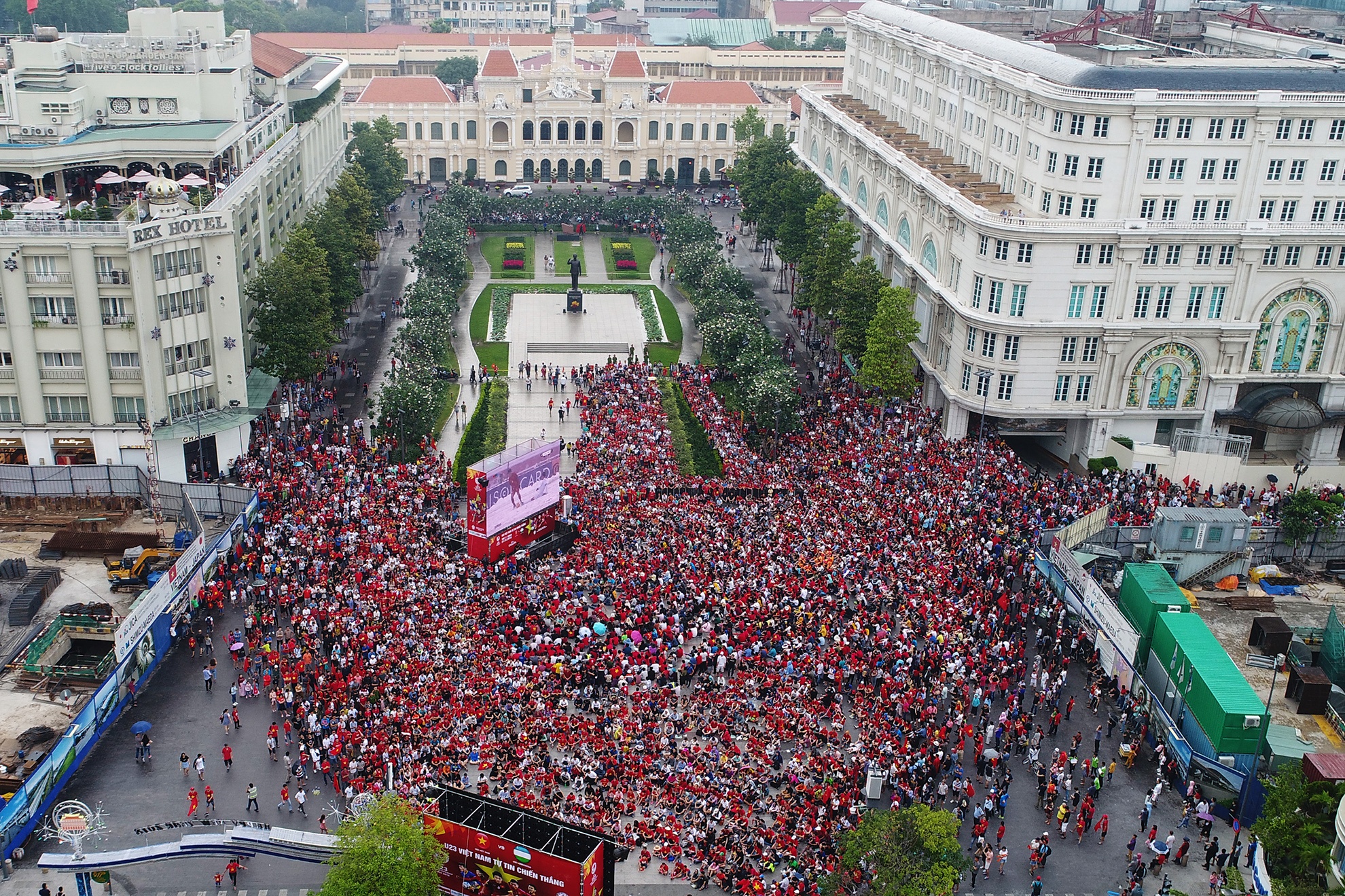 pho di bo Nguyen Hue anh 9