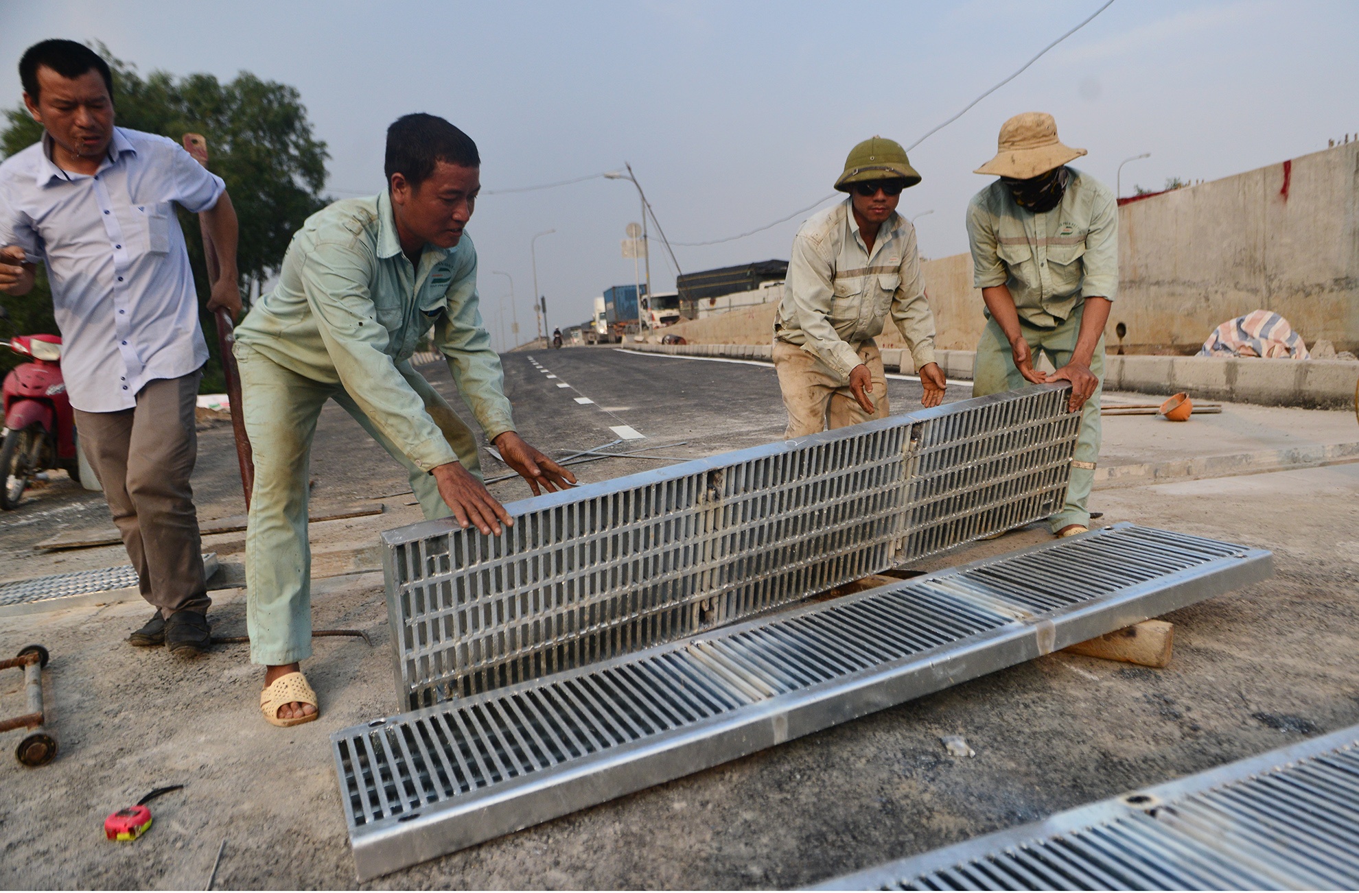 thong xe ham chui nut giao thong My Thuy anh 8