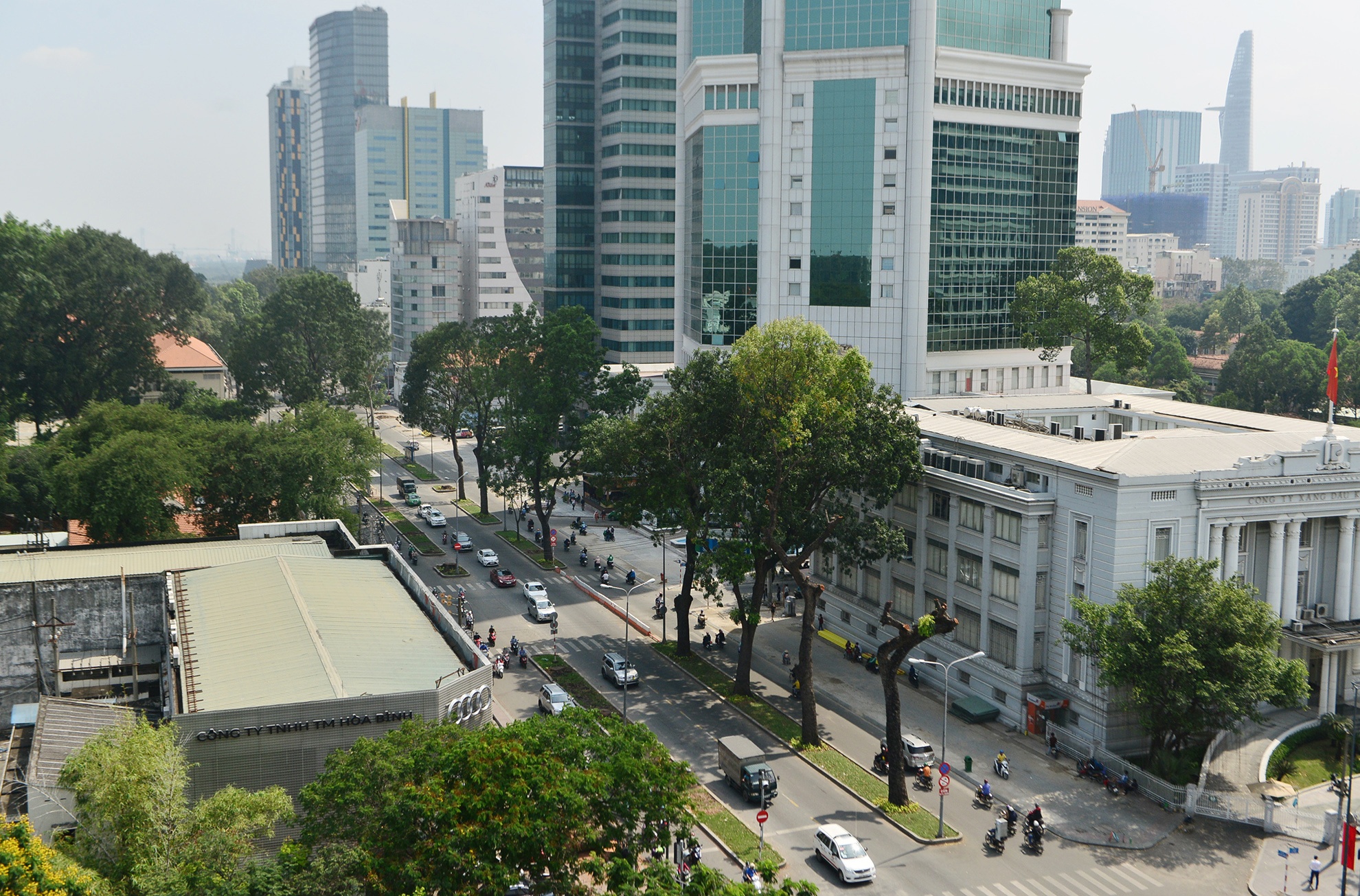 hang cay duong Ton Duc Thang truoc va sau khi don anh 6