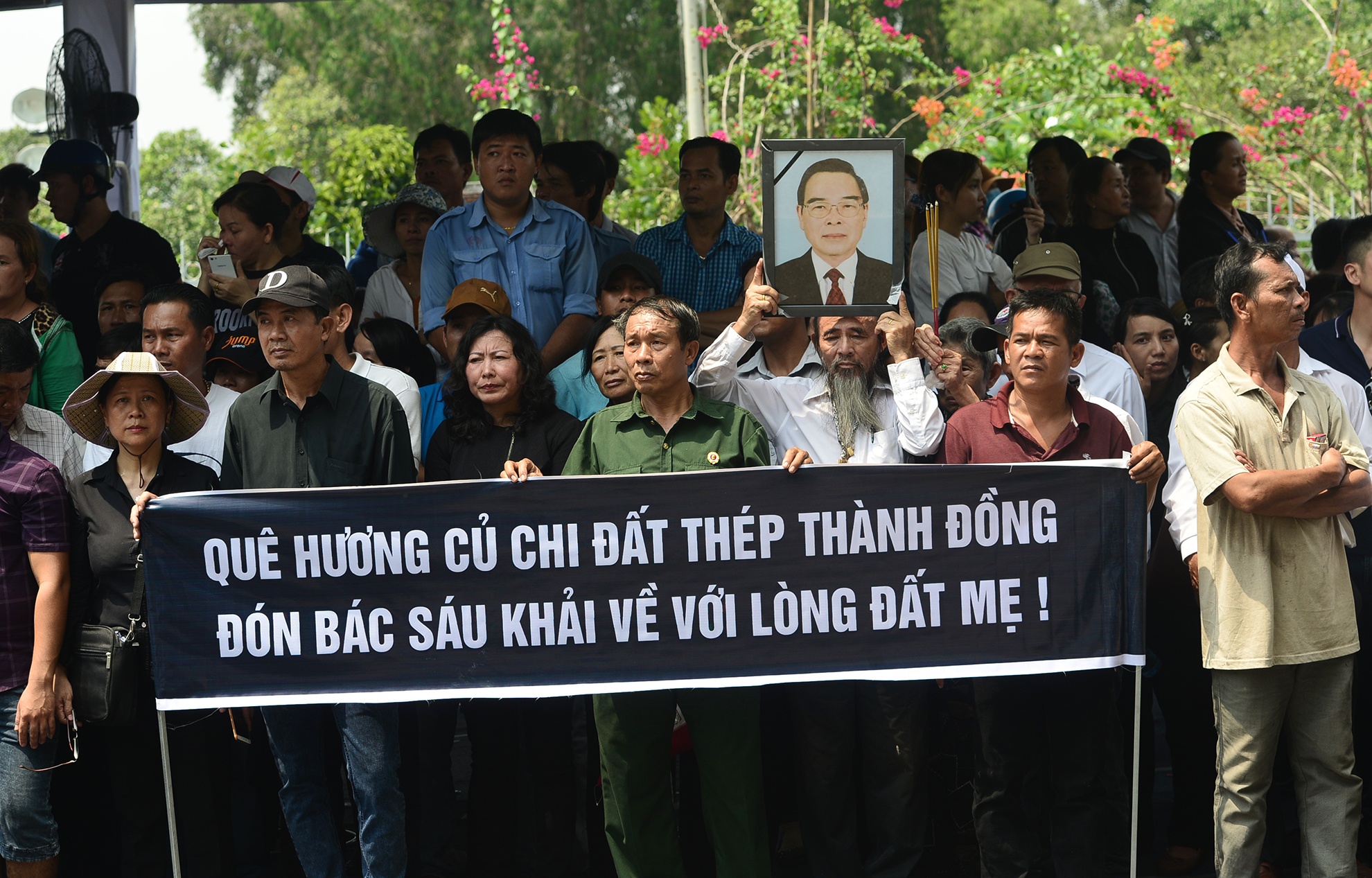 thap nhang tien nguyen Thu tuong Phan Van Khai anh 3