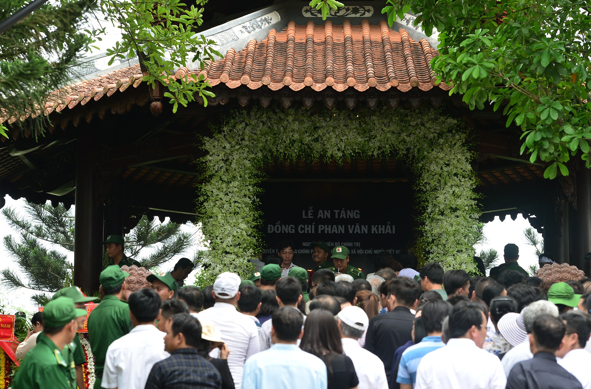 thap nhang tien nguyen Thu tuong Phan Van Khai anh 7