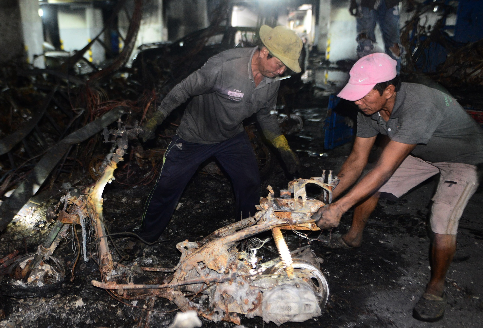 Chay chung cu carina anh 2