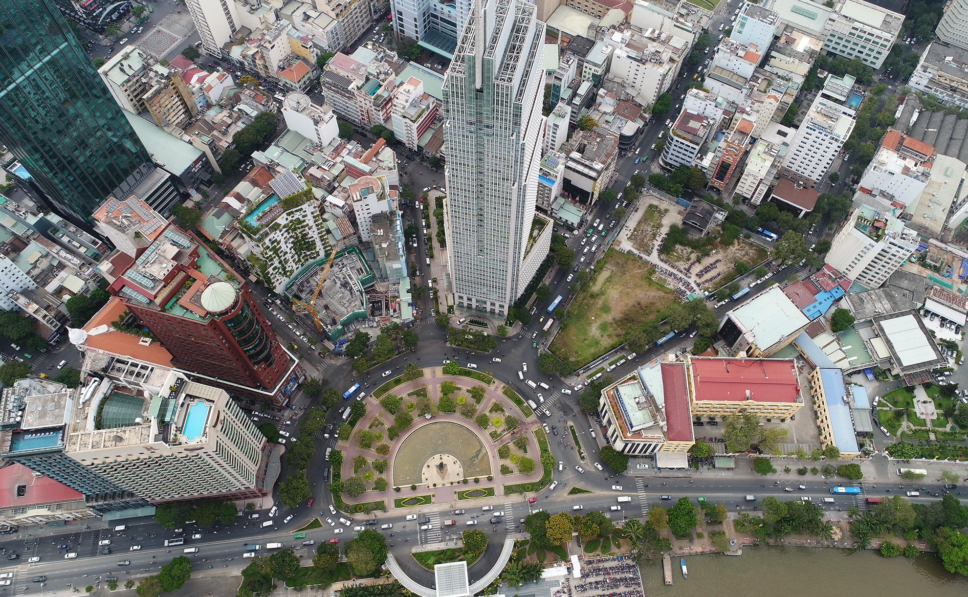 khu dat vang cong truong Me Linh anh 1