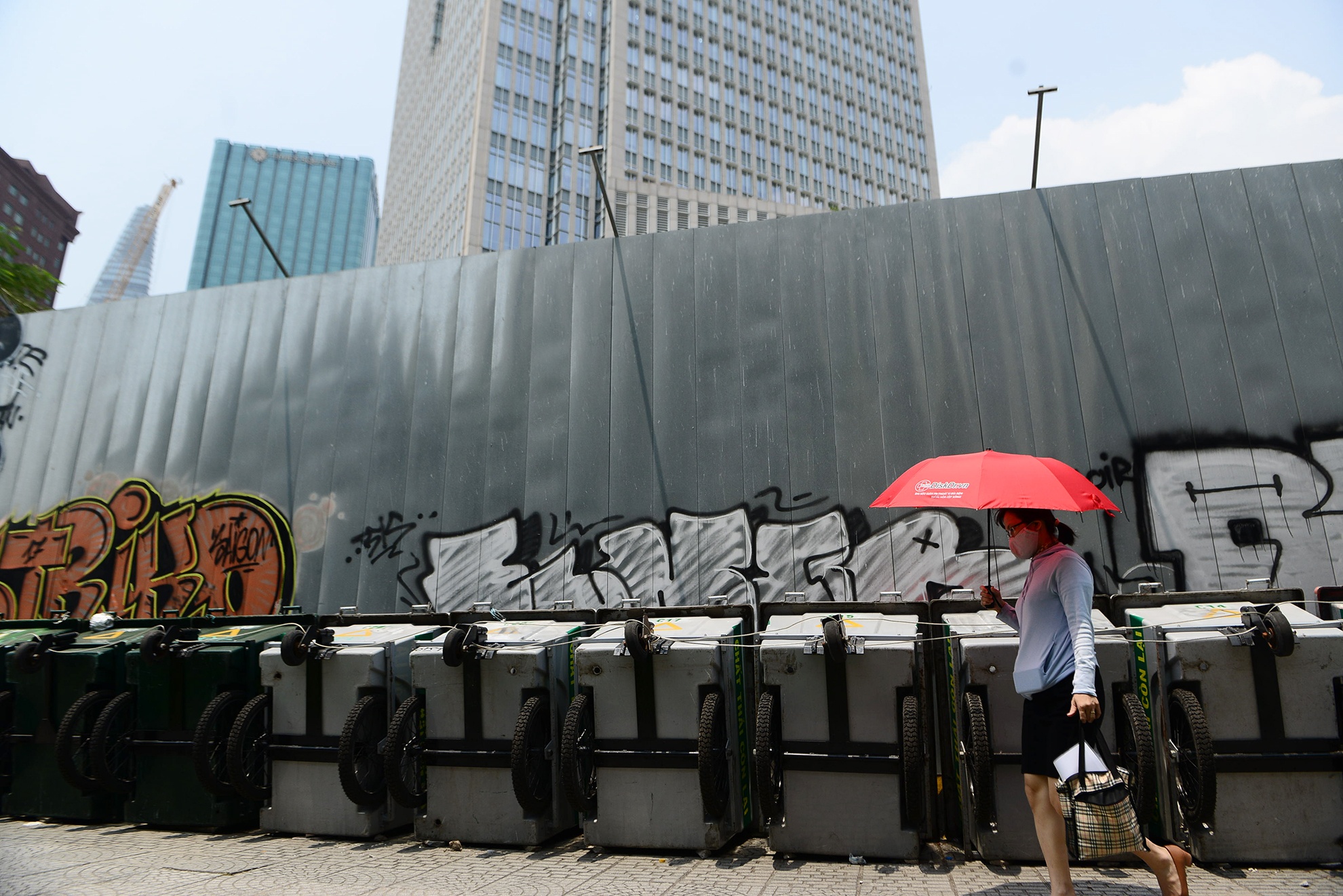 khu dat vang cong truong Me Linh anh 8