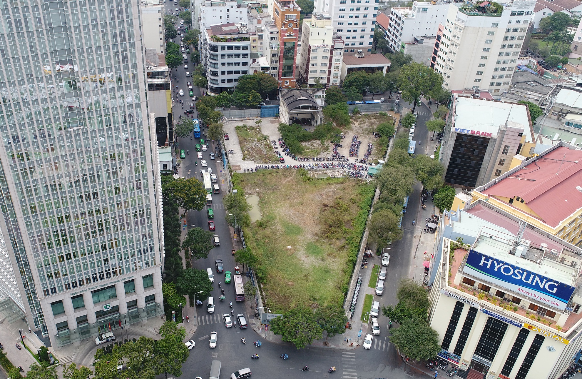 Khu dat vang 6.000 m2 co 4 mat tien dang 'trum men' giua Sai Gon hinh anh