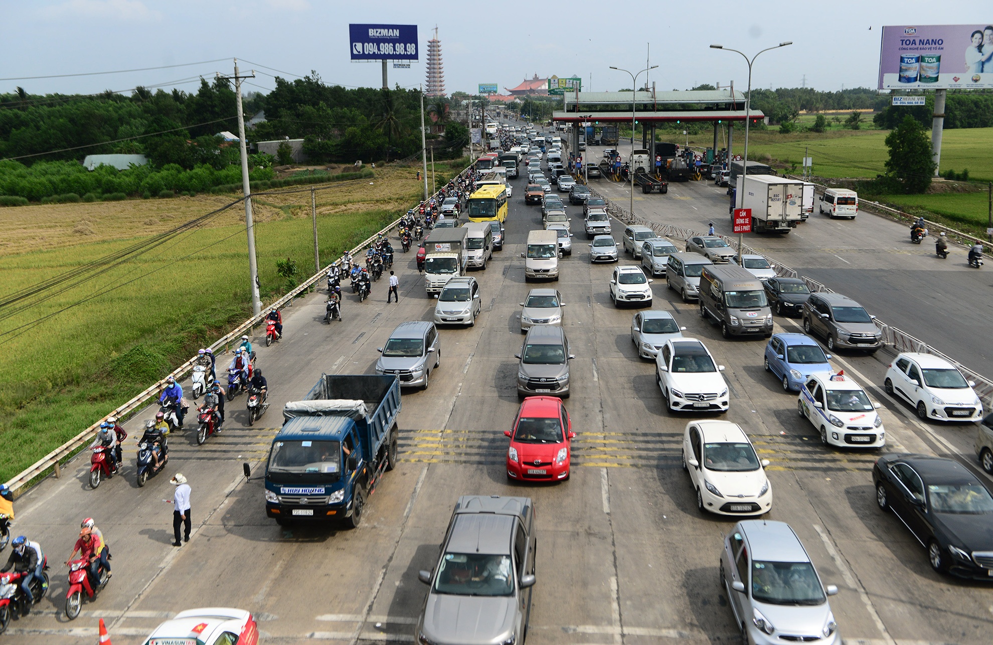 Ket xe di Vung Tau ngay nghi le anh 8