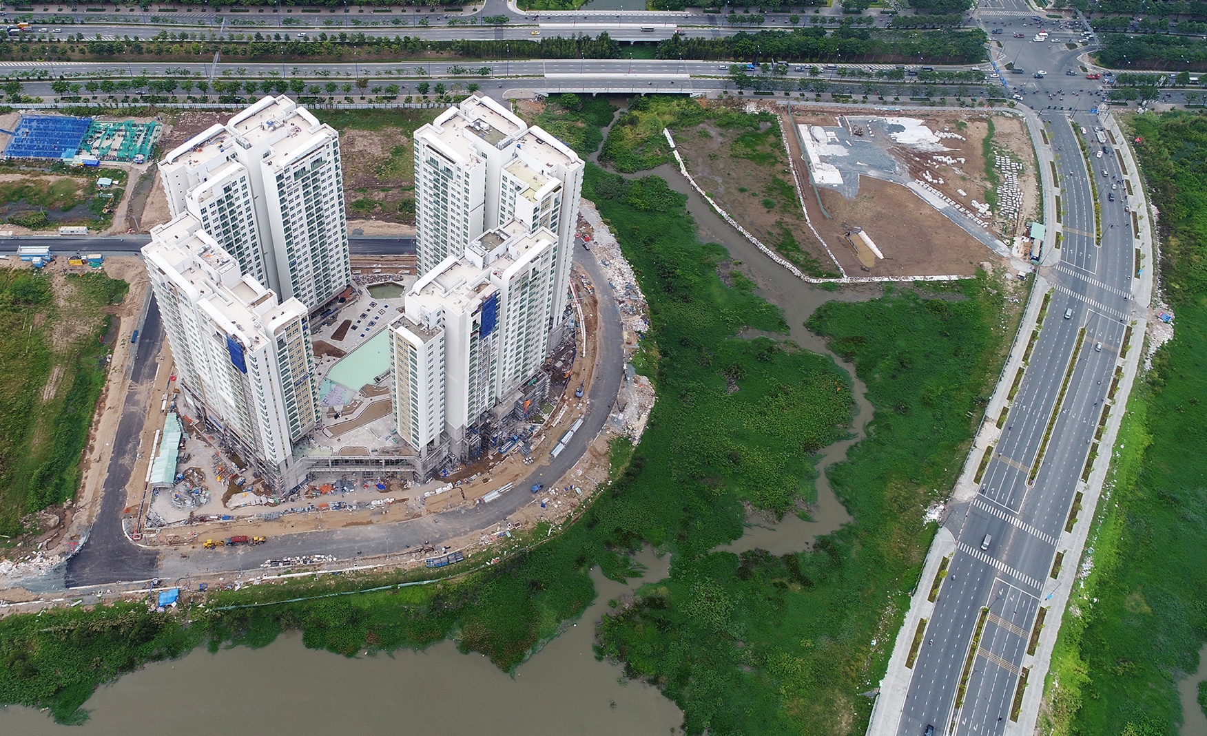 Bao nhieu du an da hoan thanh o Khu do thi moi Thu Thiem? hinh anh