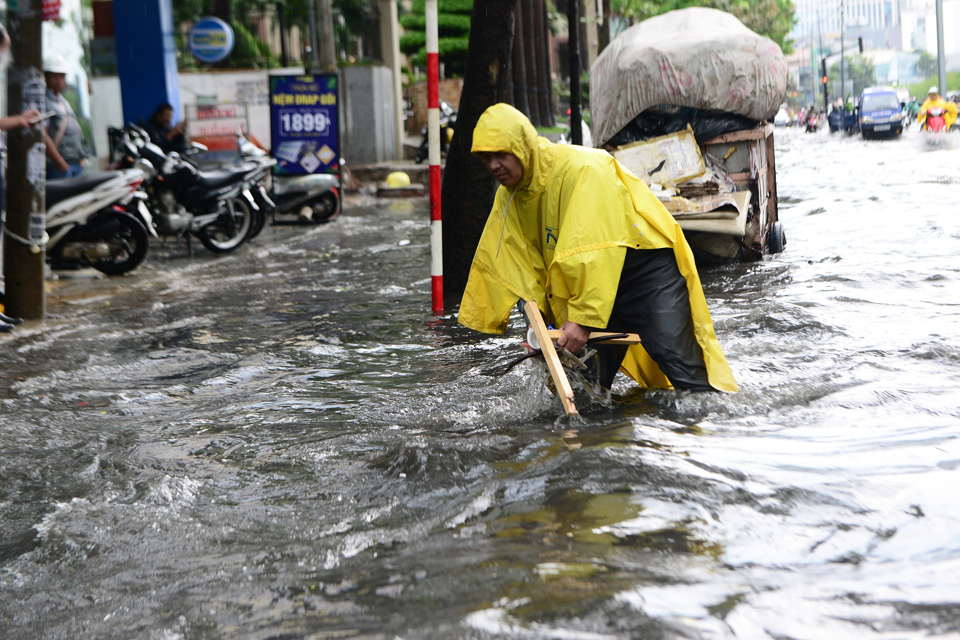 duong nguyen huu canh ngap anh 9