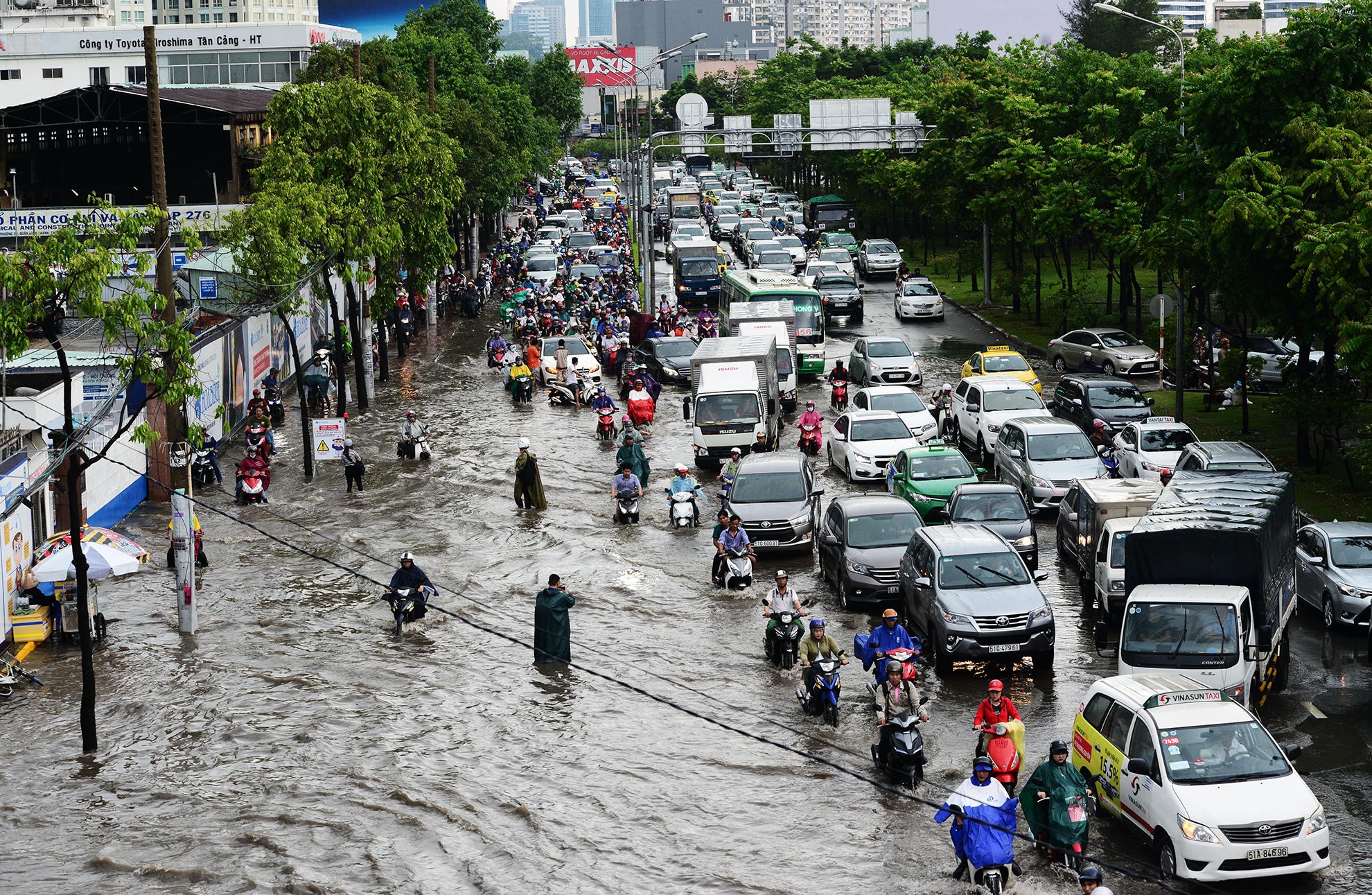 duong nguyen huu canh ngap anh 11