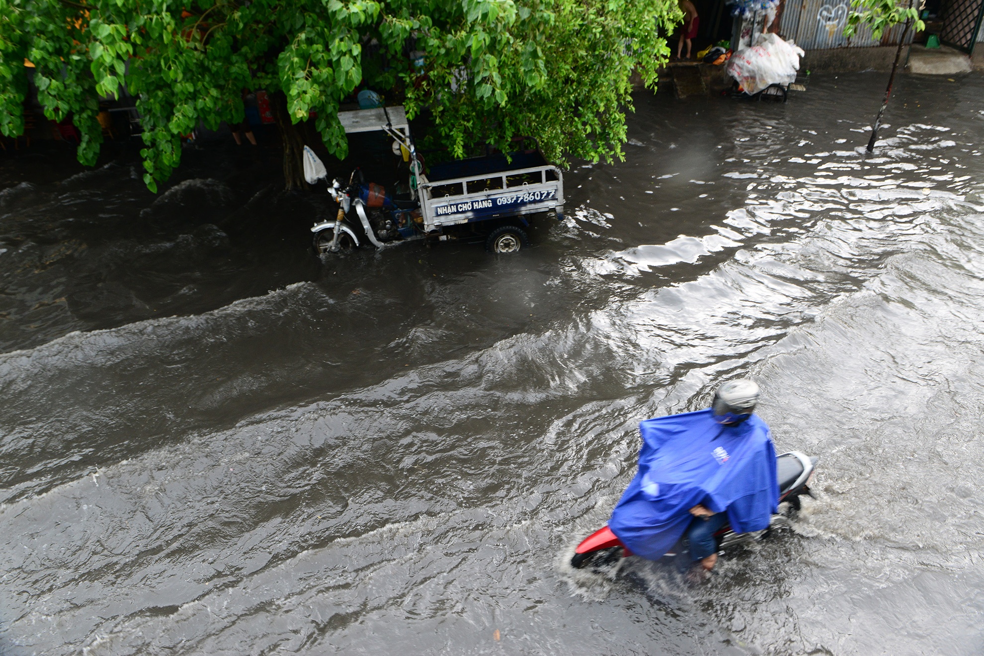 duong nguyen huu canh ngap anh 8