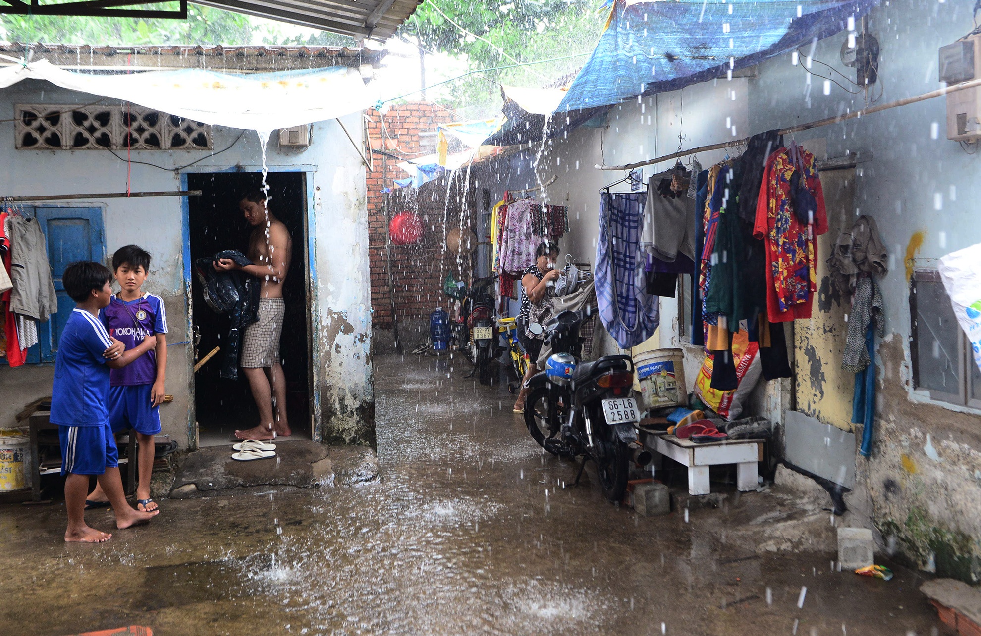 Nhung cu dan con bam tru o manh dat Thu Thiem anh 12