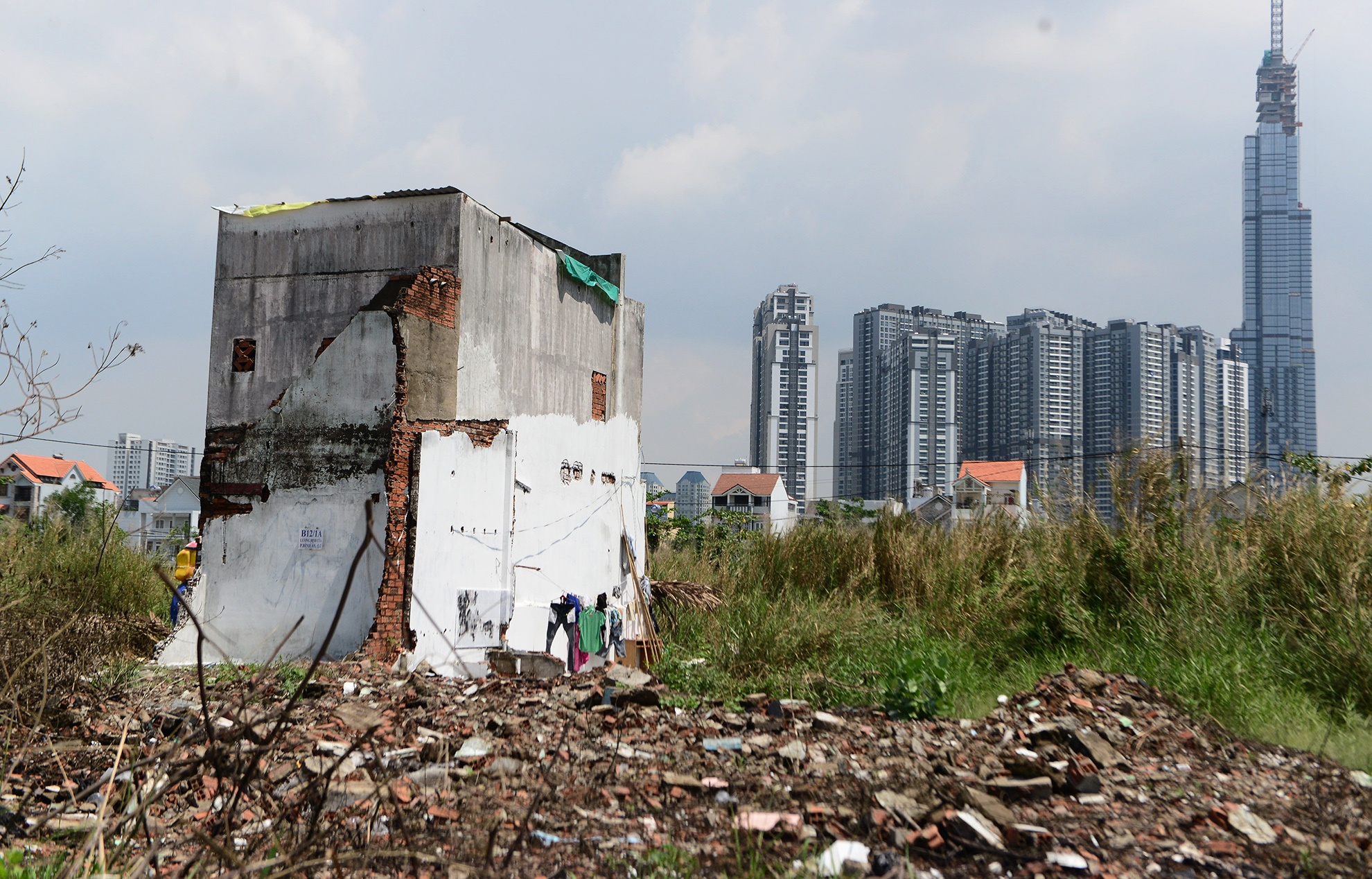 Nhung cu dan con bam tru o manh dat Thu Thiem anh 4