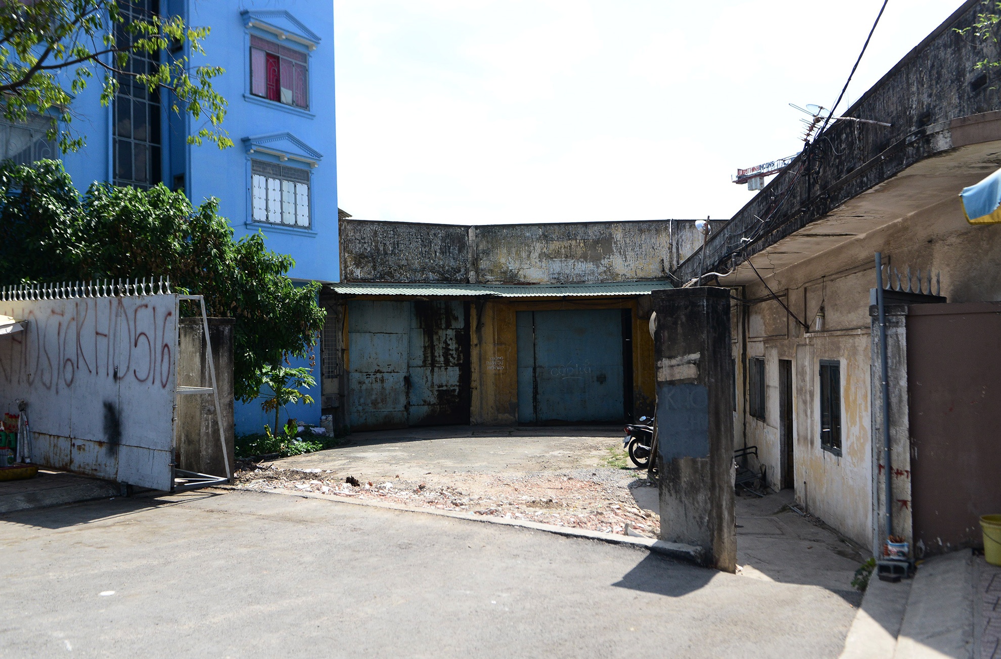 4 khu dat bo hoang ben duong Kinh Duong Vuong anh 14