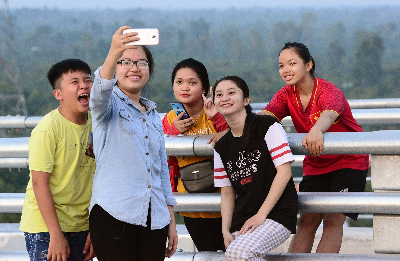 Thong xe cau moi Cao Lanh bac qua song Tien anh 8