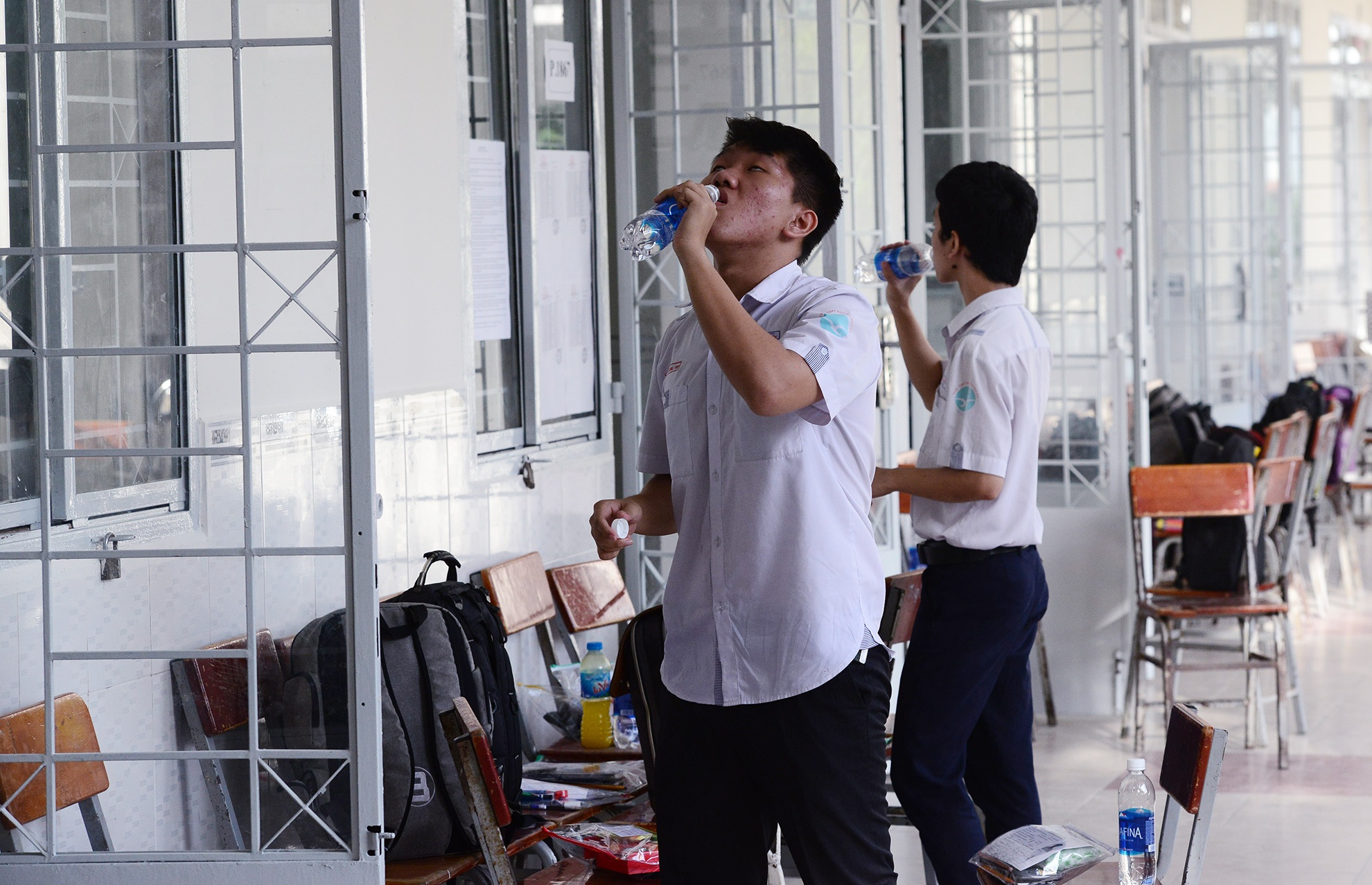 thi sinh,  phu huynh Sai Gon rang ngoi ngay thi anh 6